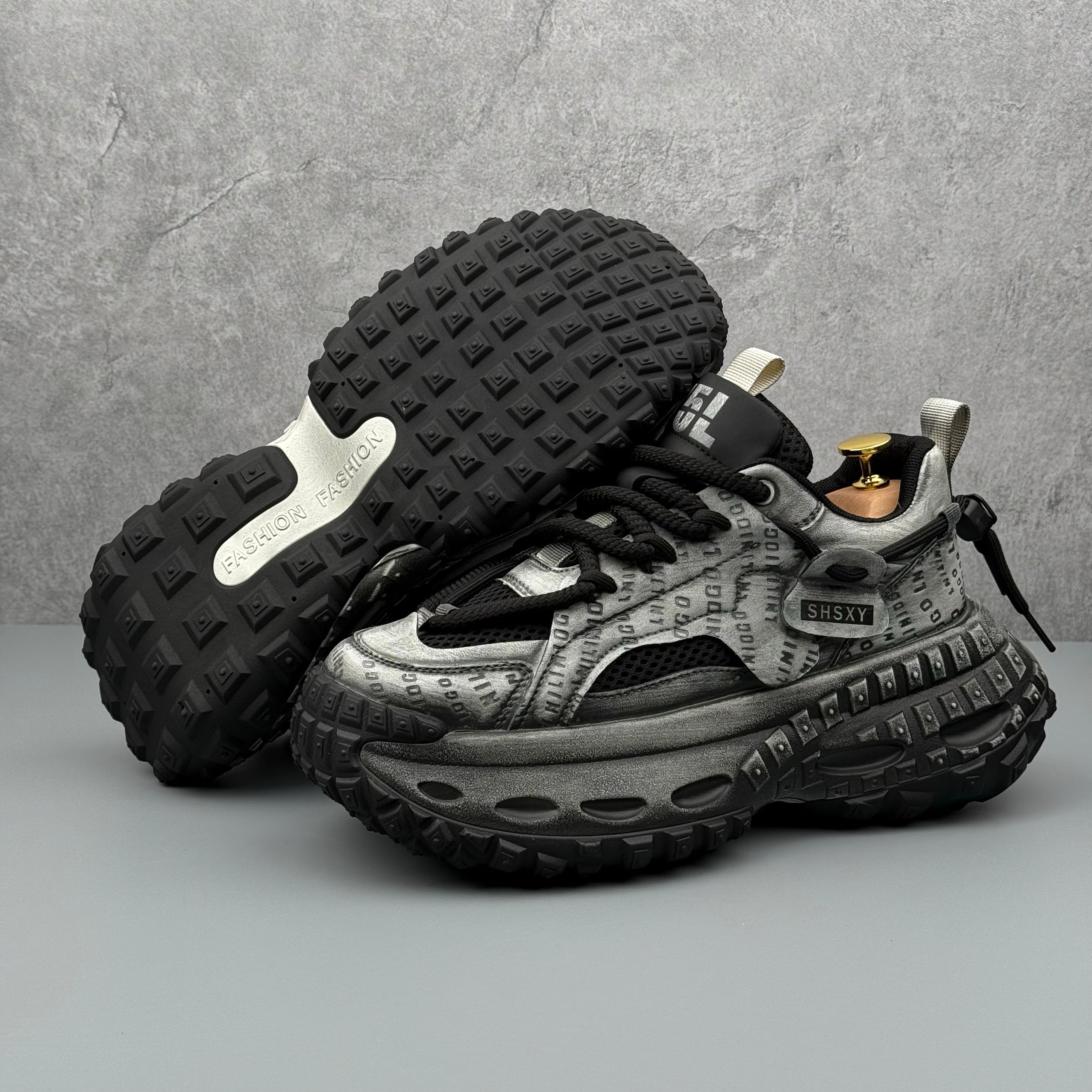 Hybriss DailyWeave Black– Retro Dad Shoes