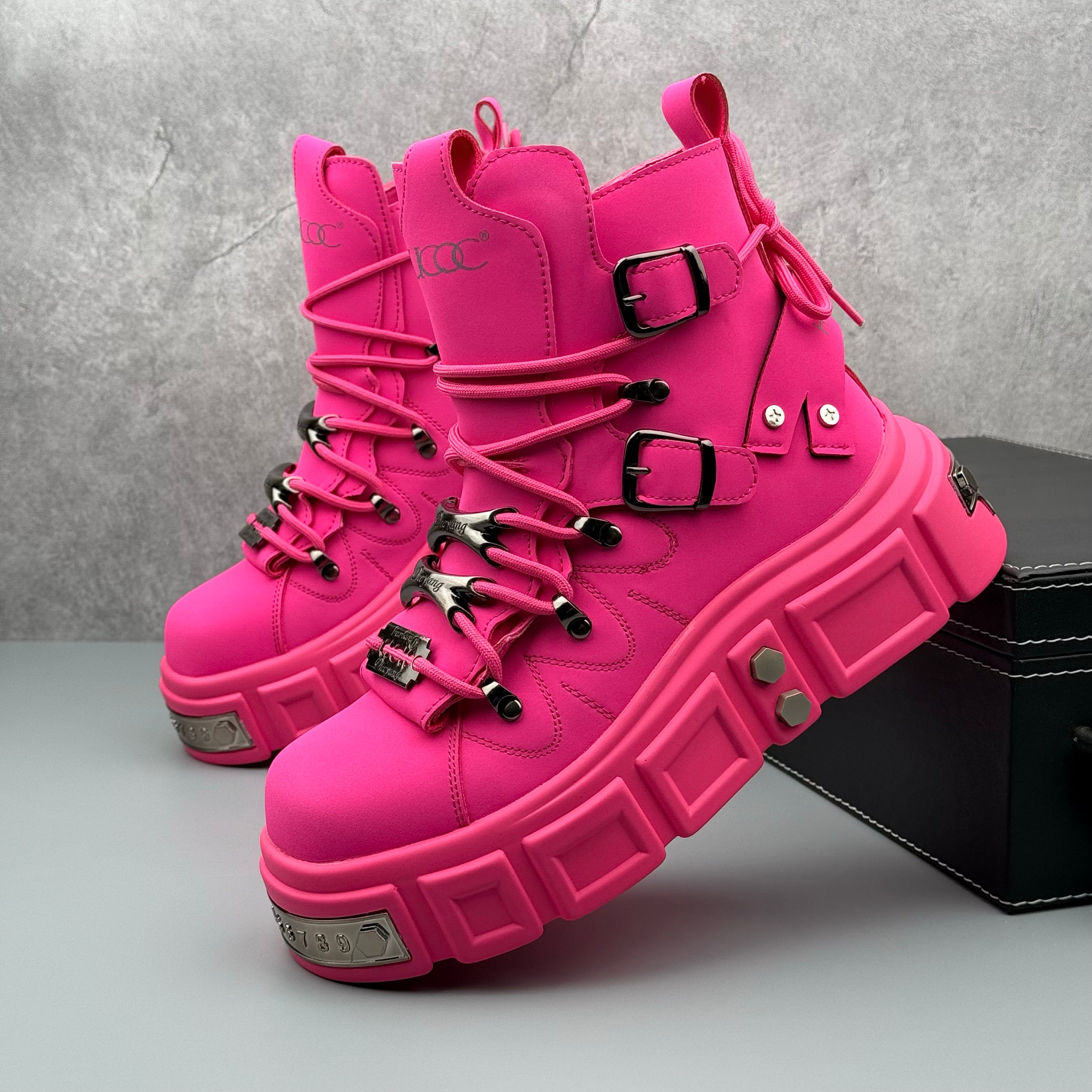 Hybriss Havoc– Punk Cargo Boots