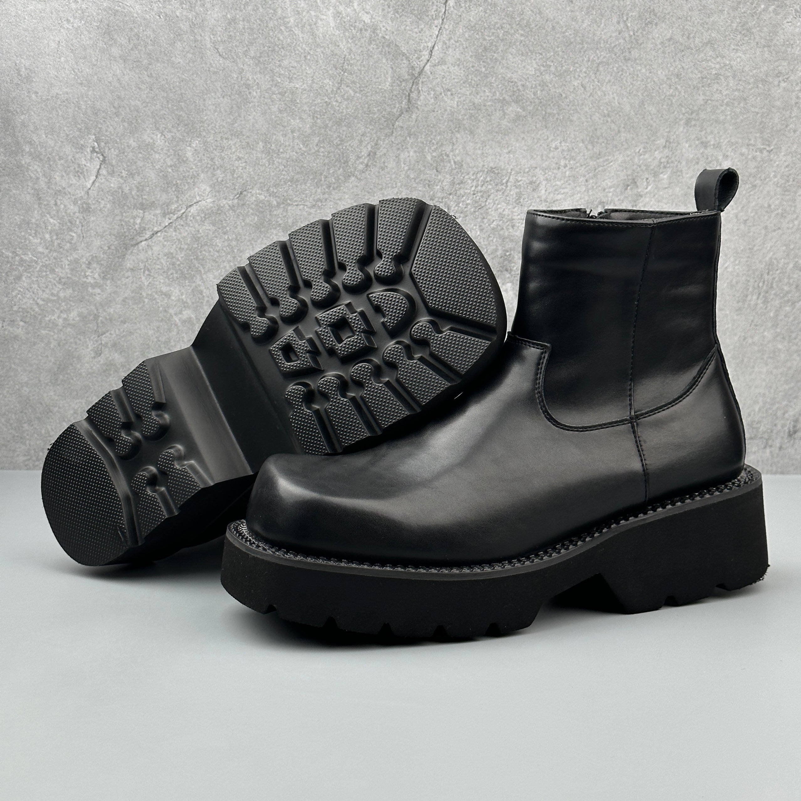 Hybriss Crest– British Style Chelsea Boots