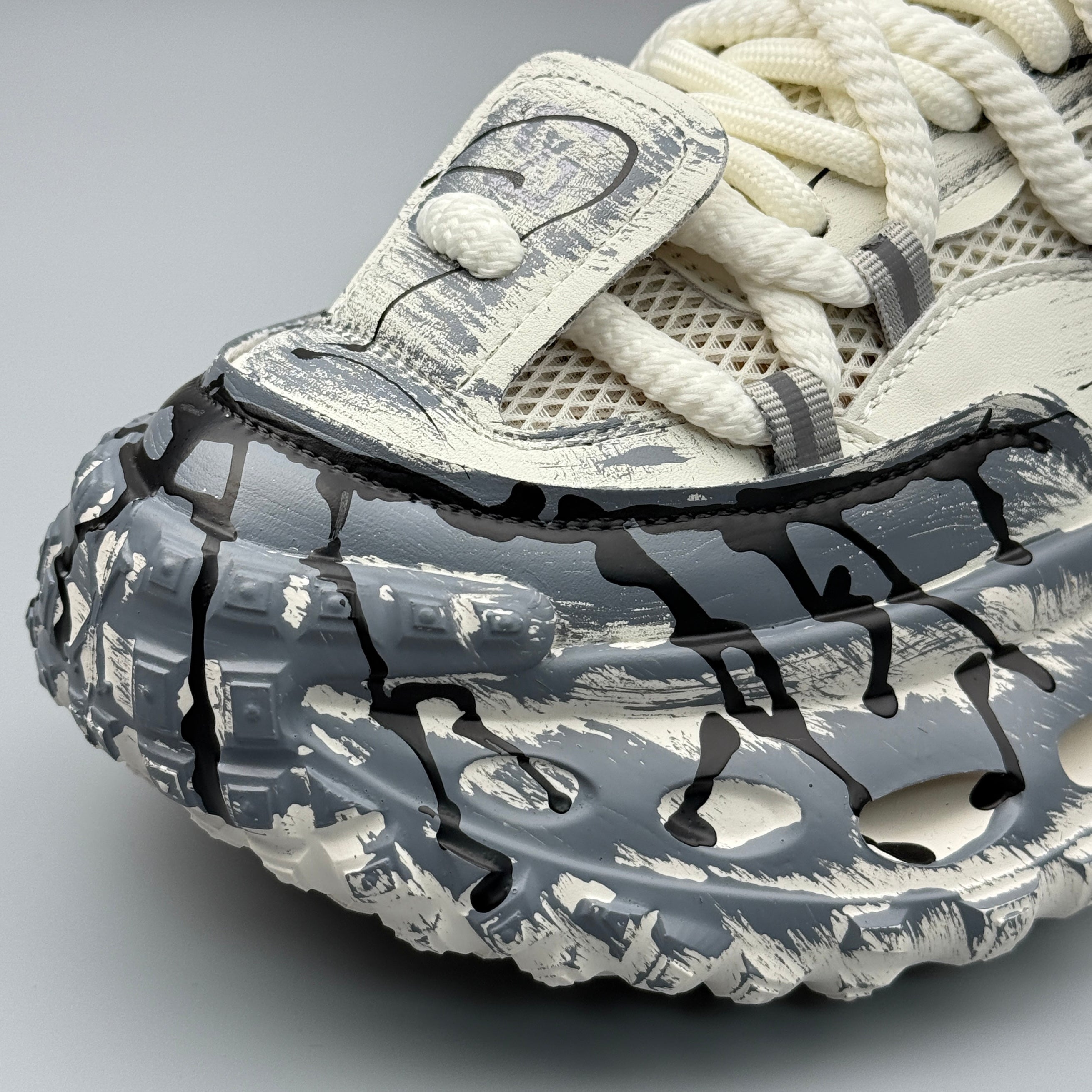 Hybriss ThreadLift White Gray– Men’s Dad Shoes