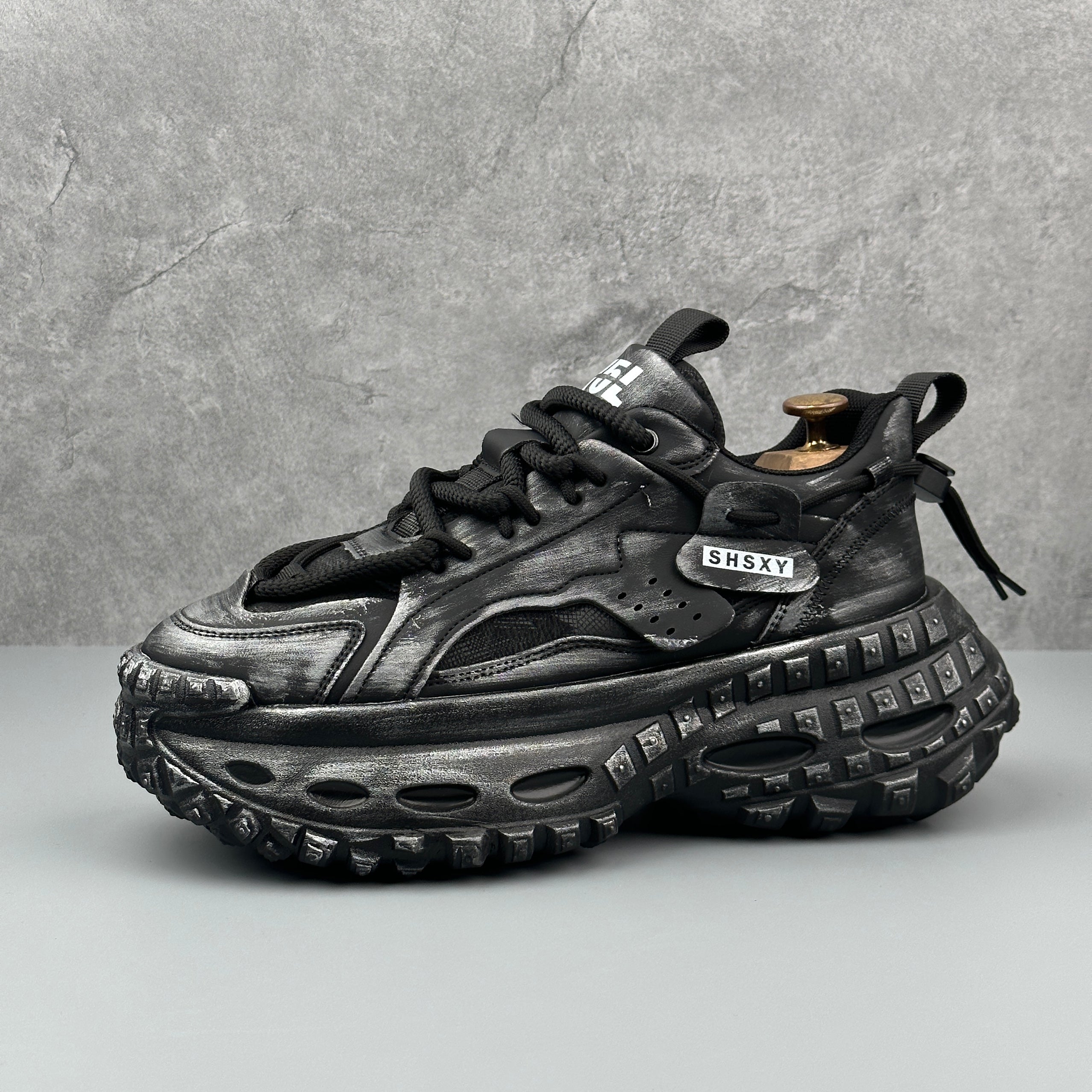 Hybriss RetroAir Black– Youth Dad Shoes