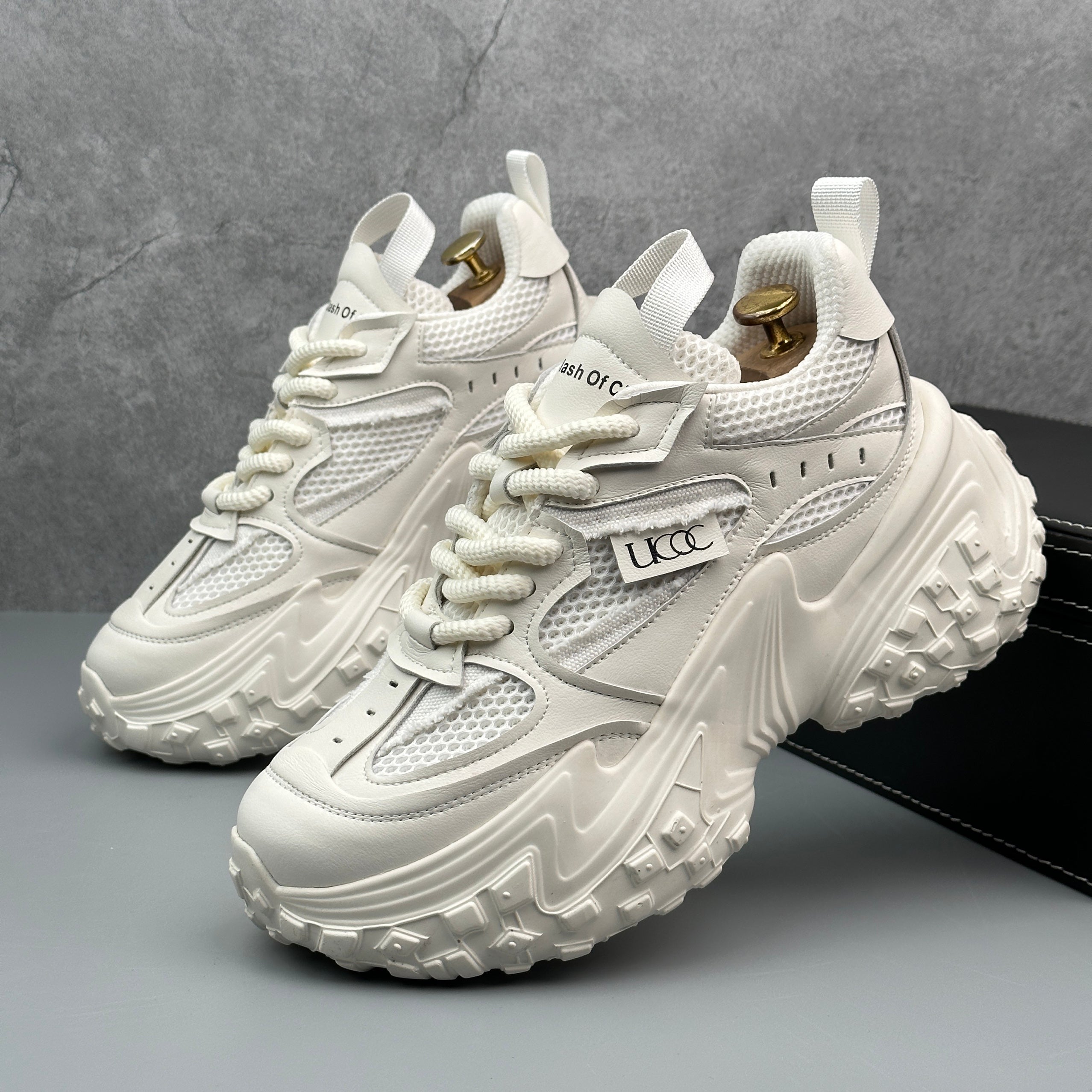 Hybriss SportStitchUp White– Youthful Dad Shoes