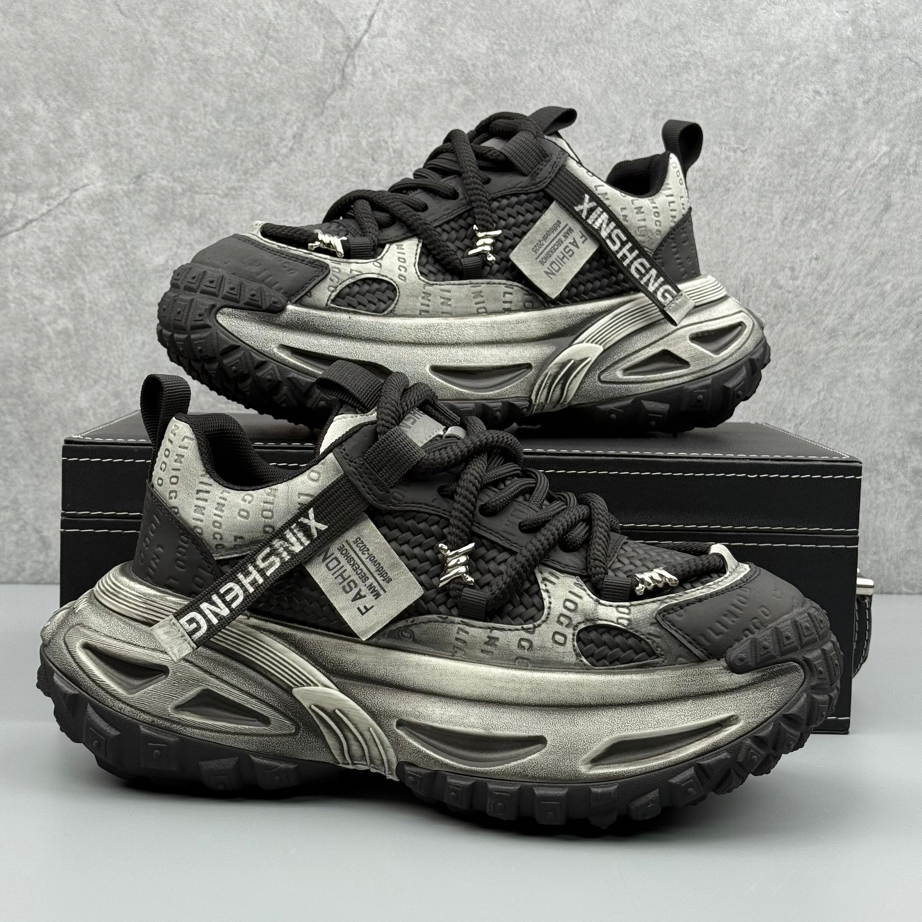 Hybriss RetroCross Black– Retro Dad Shoes