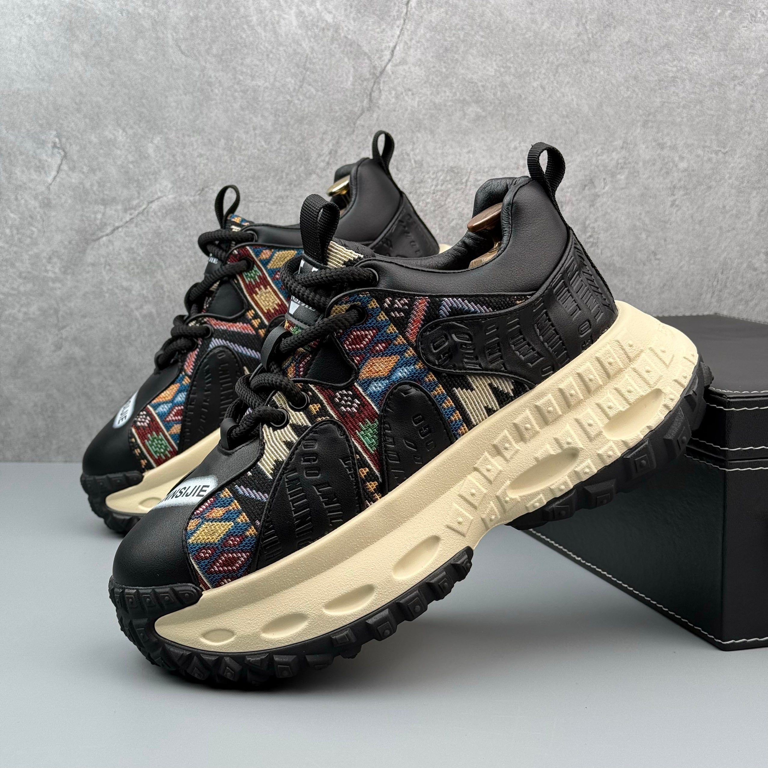 Hybriss Vnnsijie OrchidRise Black– Youth Casual Dad Shoes