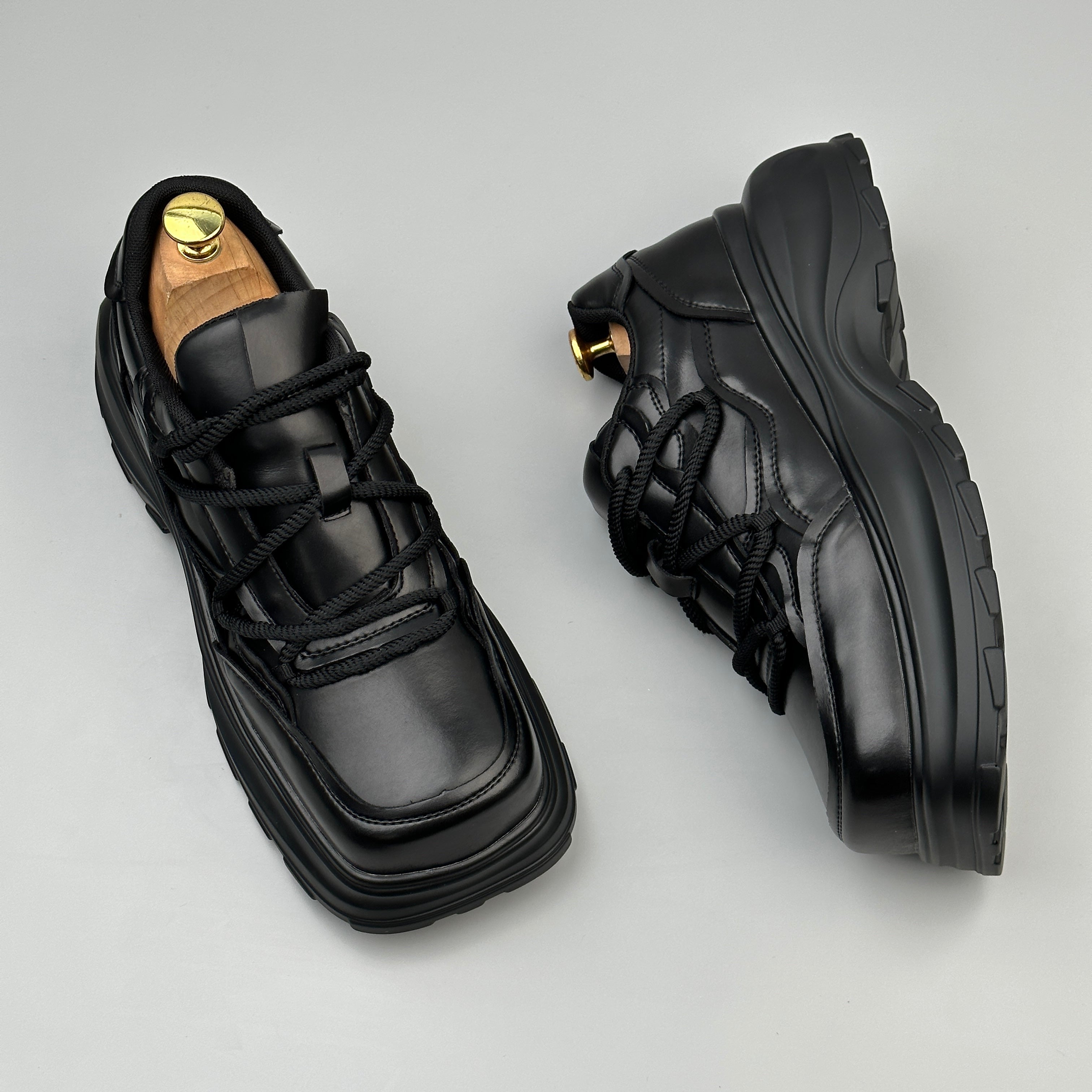 Hybriss Gridstep Black– Korean Dad Shoes