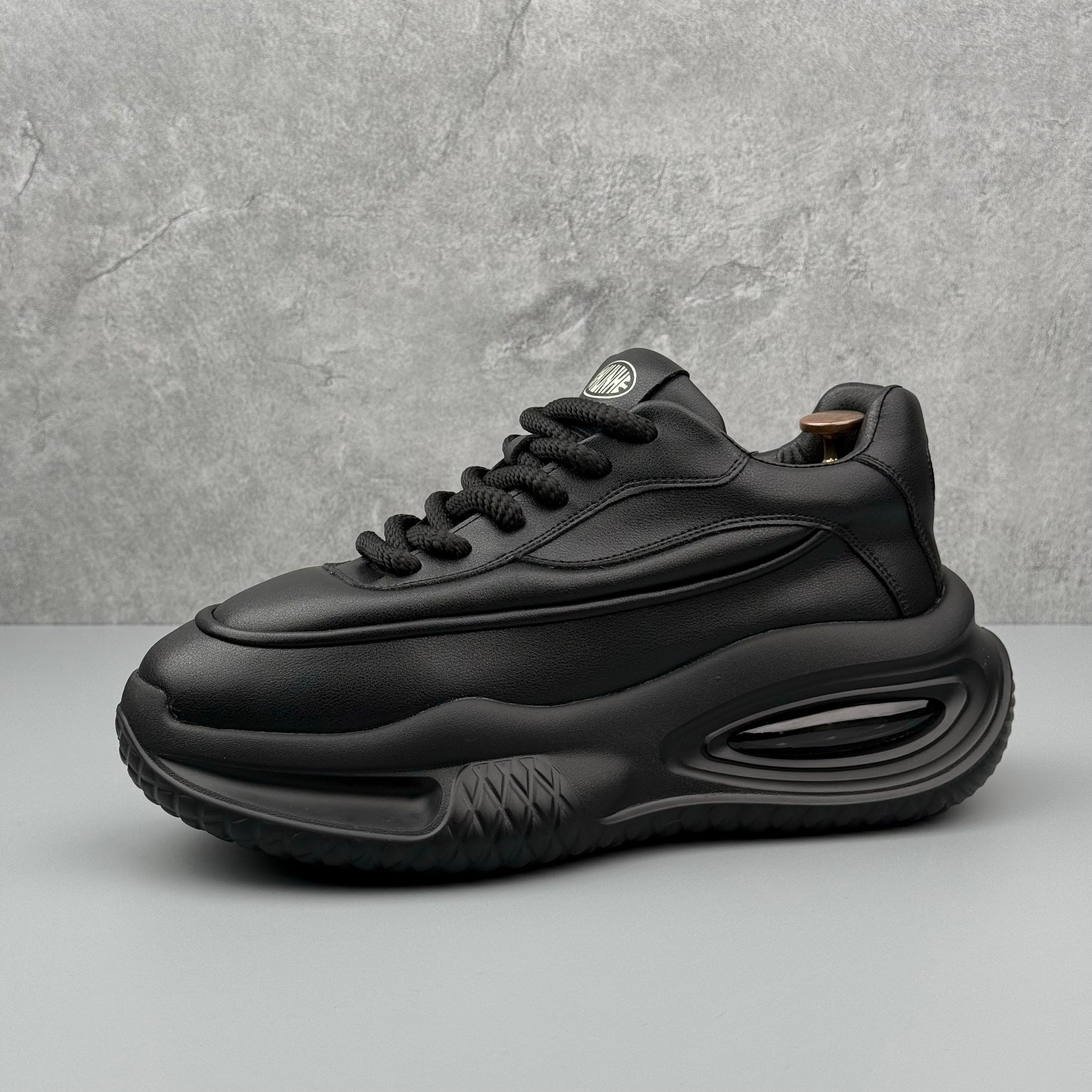 Hybriss SportLift Black– Youth Dad Shoes