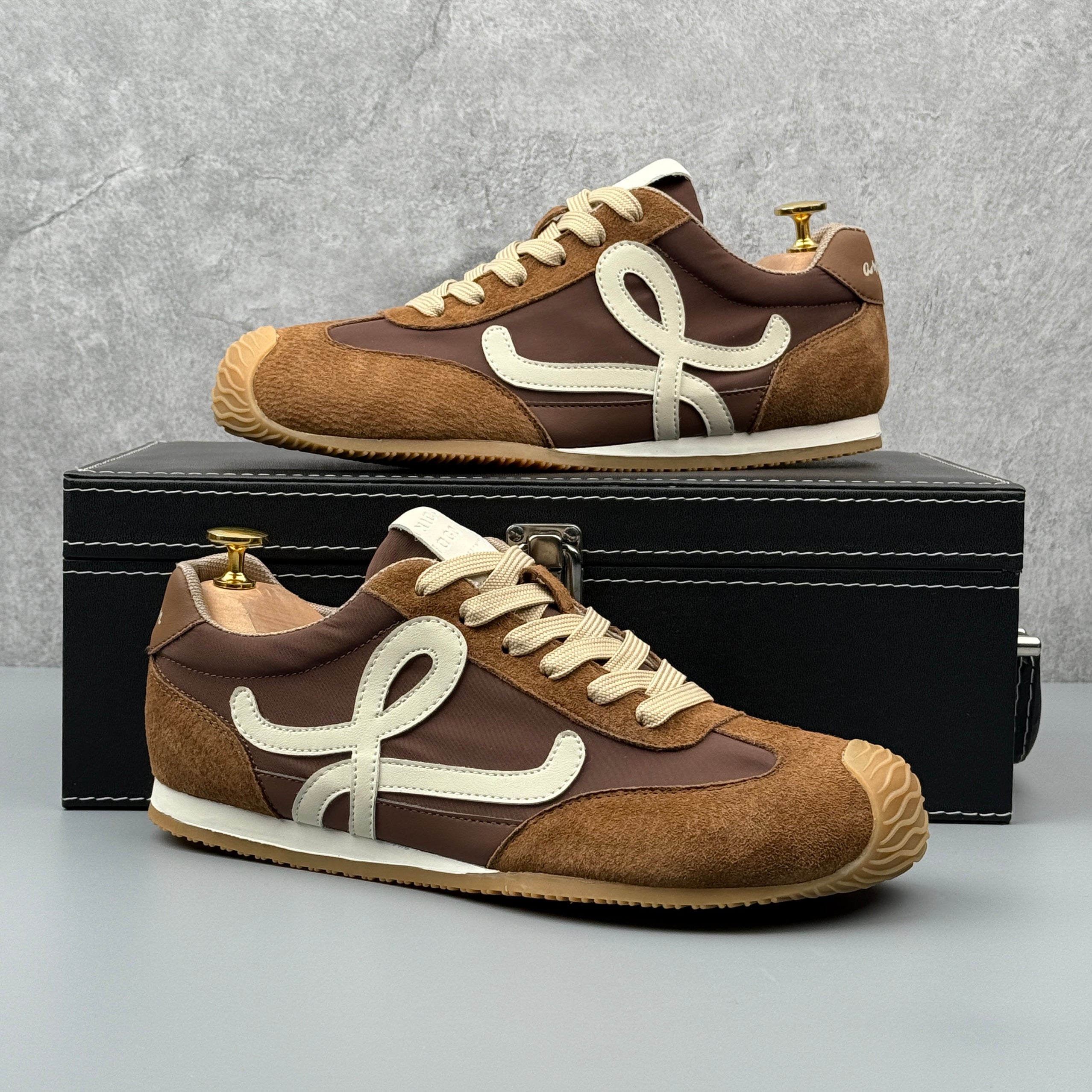 Hybriss LightCore Brown– Leichte Stoff‑Sneaker