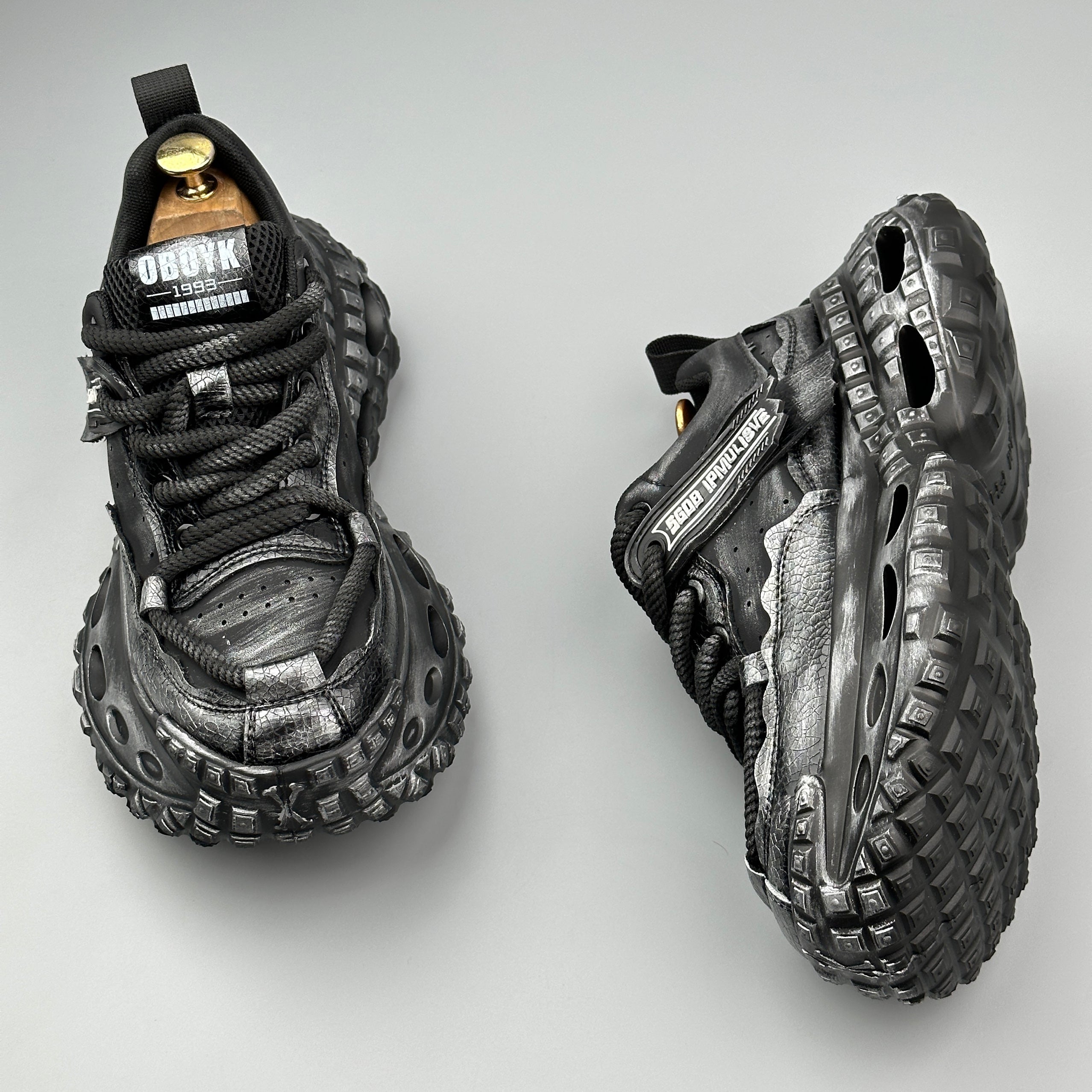 Hybriss RetroRise Black– Youth Retro Dad Shoes