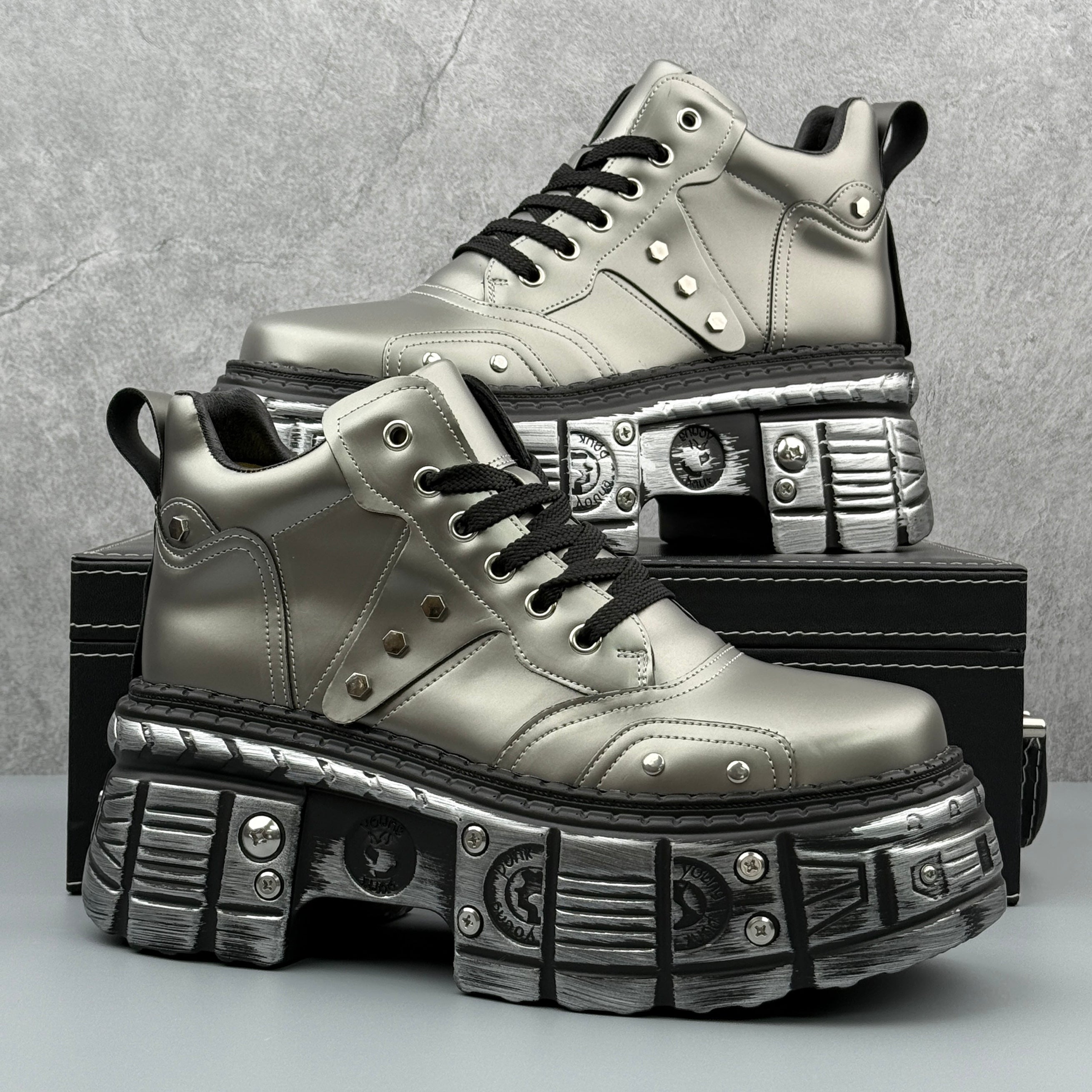 Hybriss Riot– Punk Martin Boots