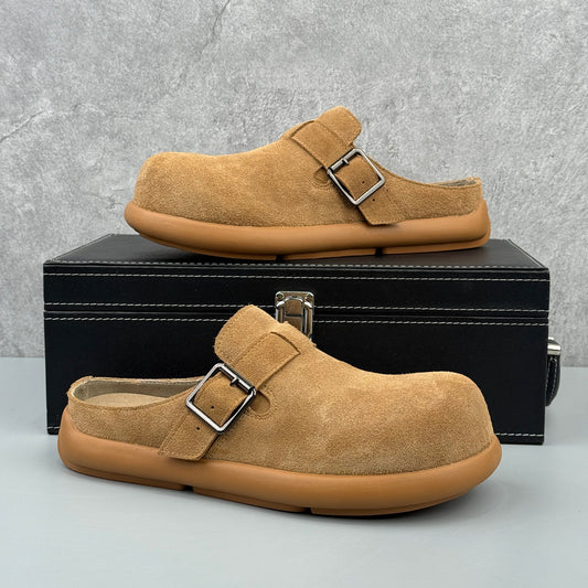 Hybriss Big-Head Suede Utility Clog