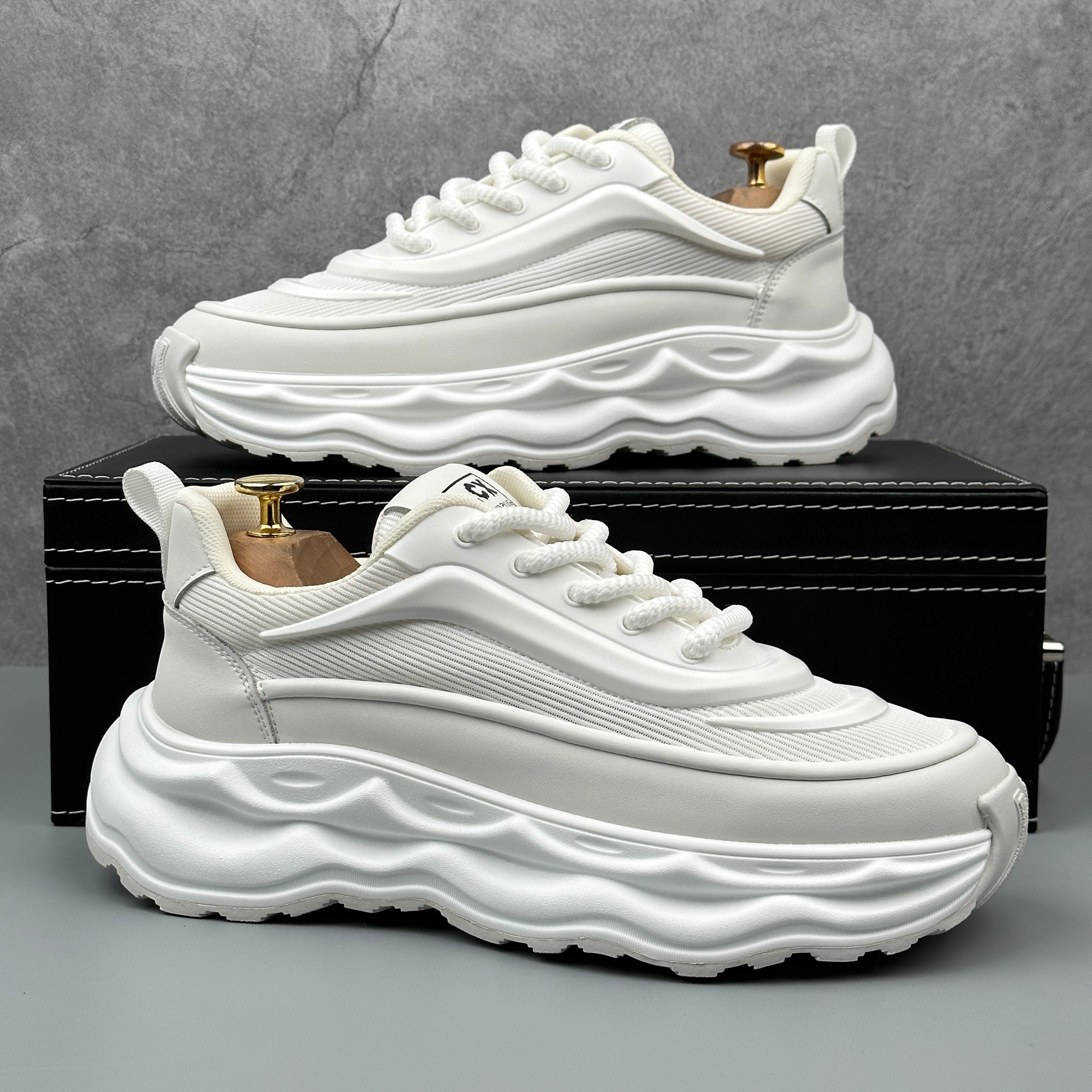 Hybriss ThreadBreath White– Casual Dad Shoes