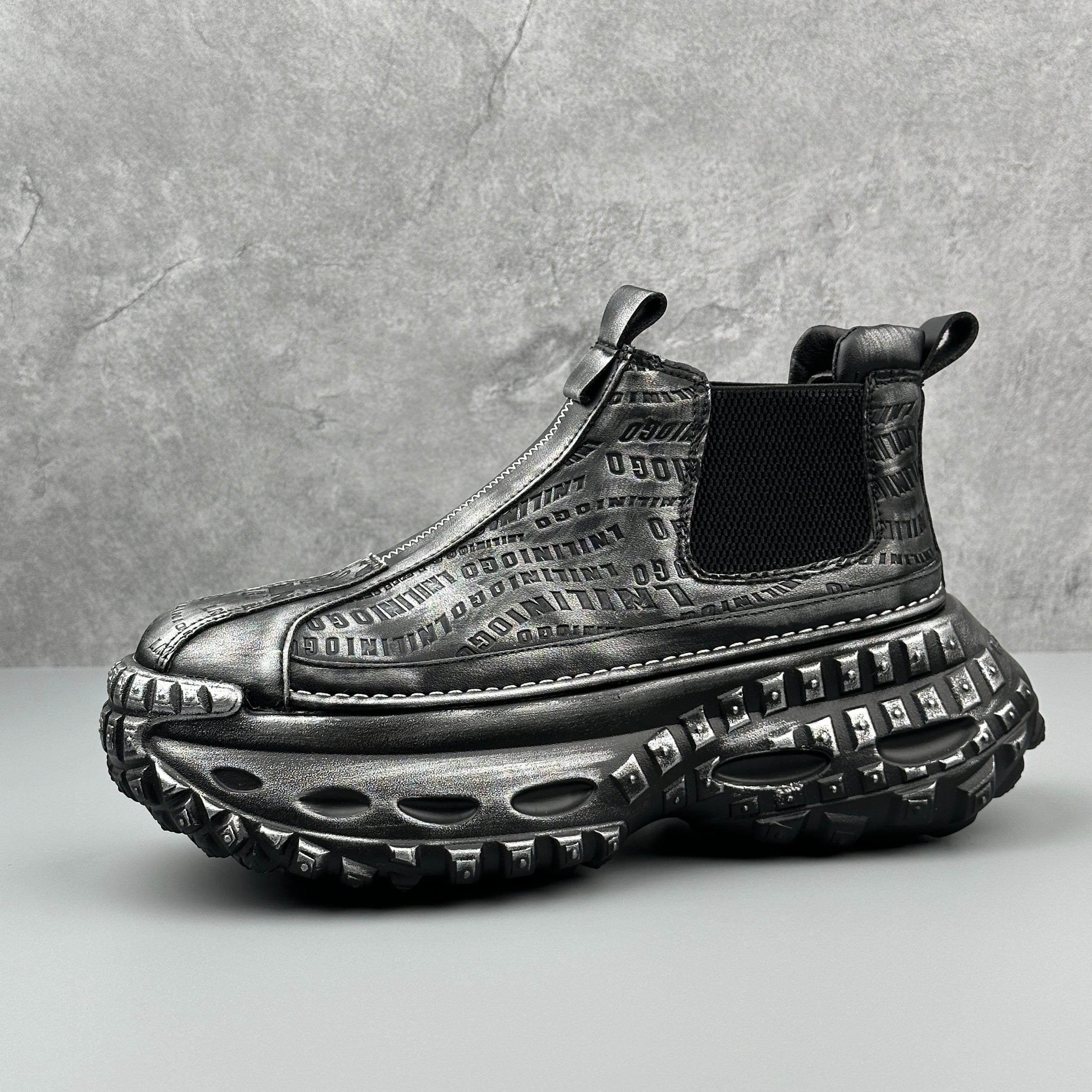 Hybriss Volt – Retro High-Top Cargo Boots