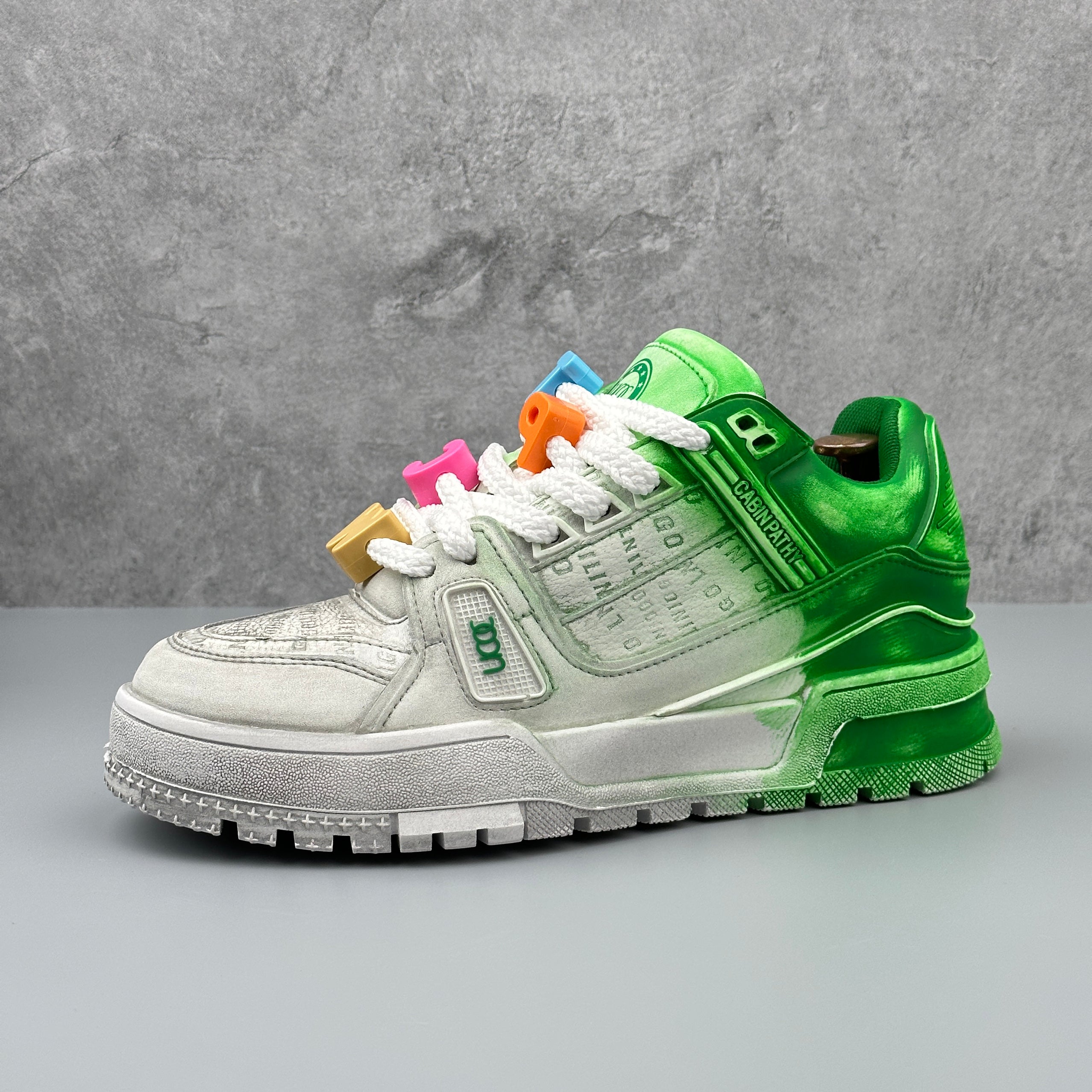 Hybriss EmbroCore White Green– PU & Mikrofaserleder Sneakers