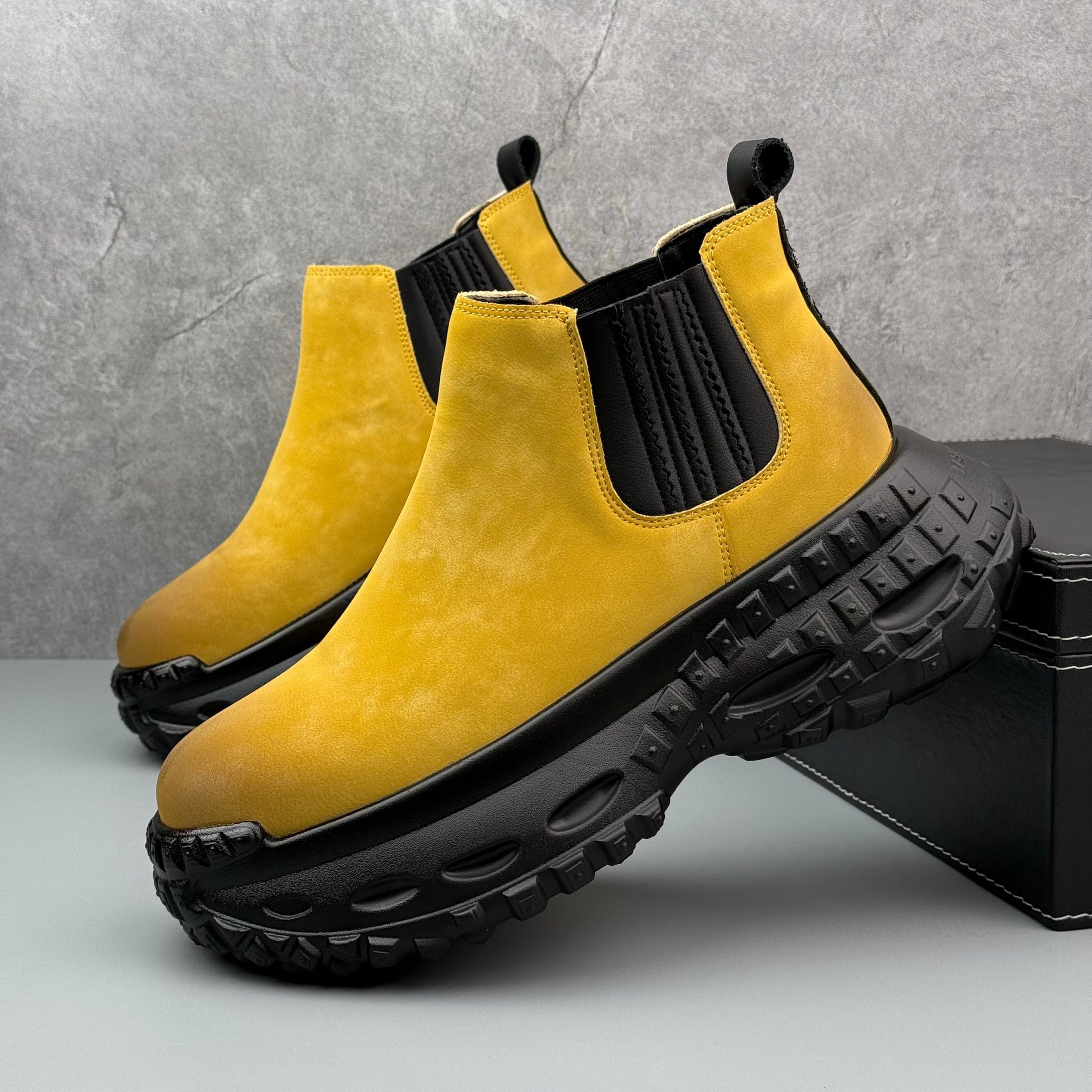 Hybriss Titan– Retro Futuristik Martin Boots