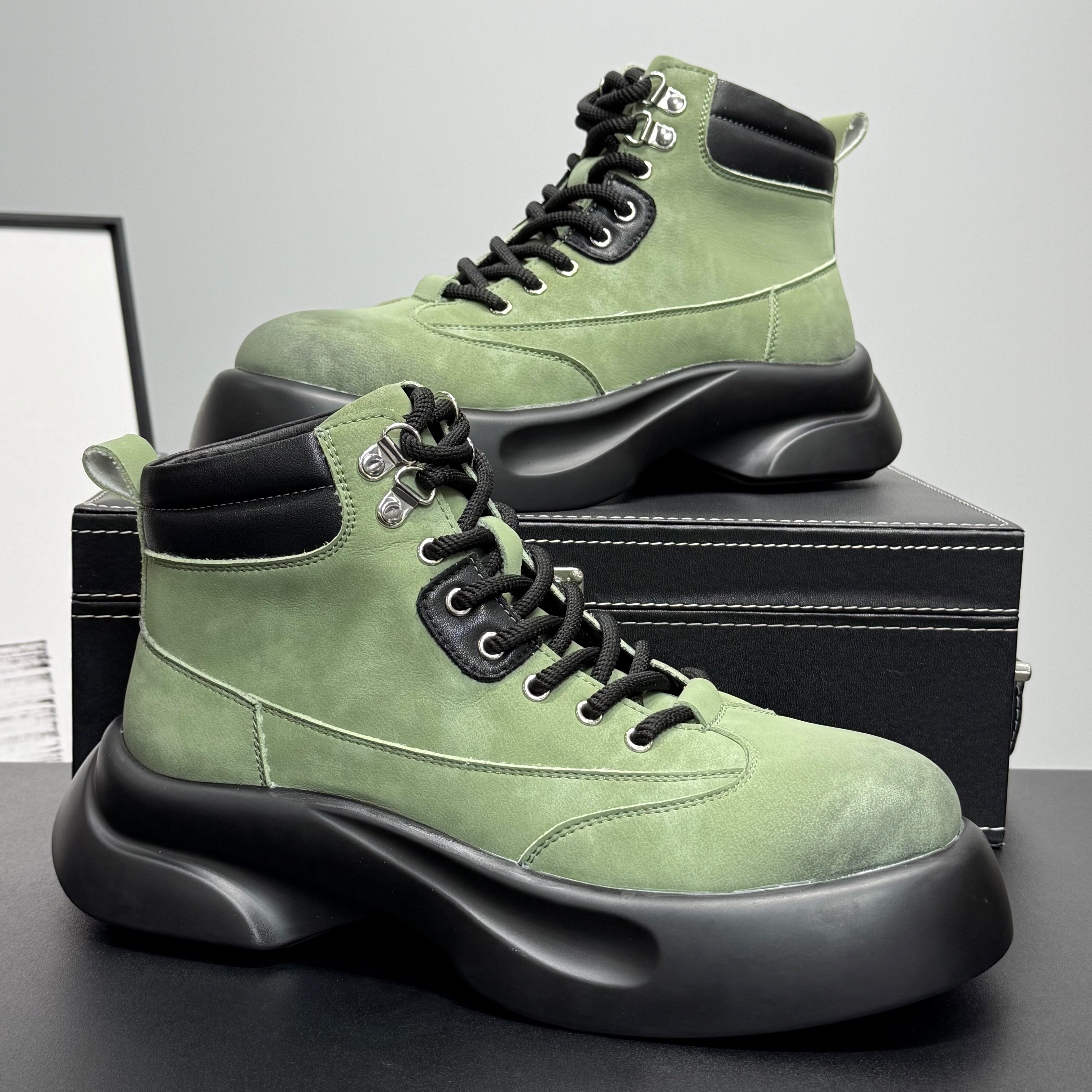 Hybriss Stride– Winter Martin Boots im Dr. Martens Stil