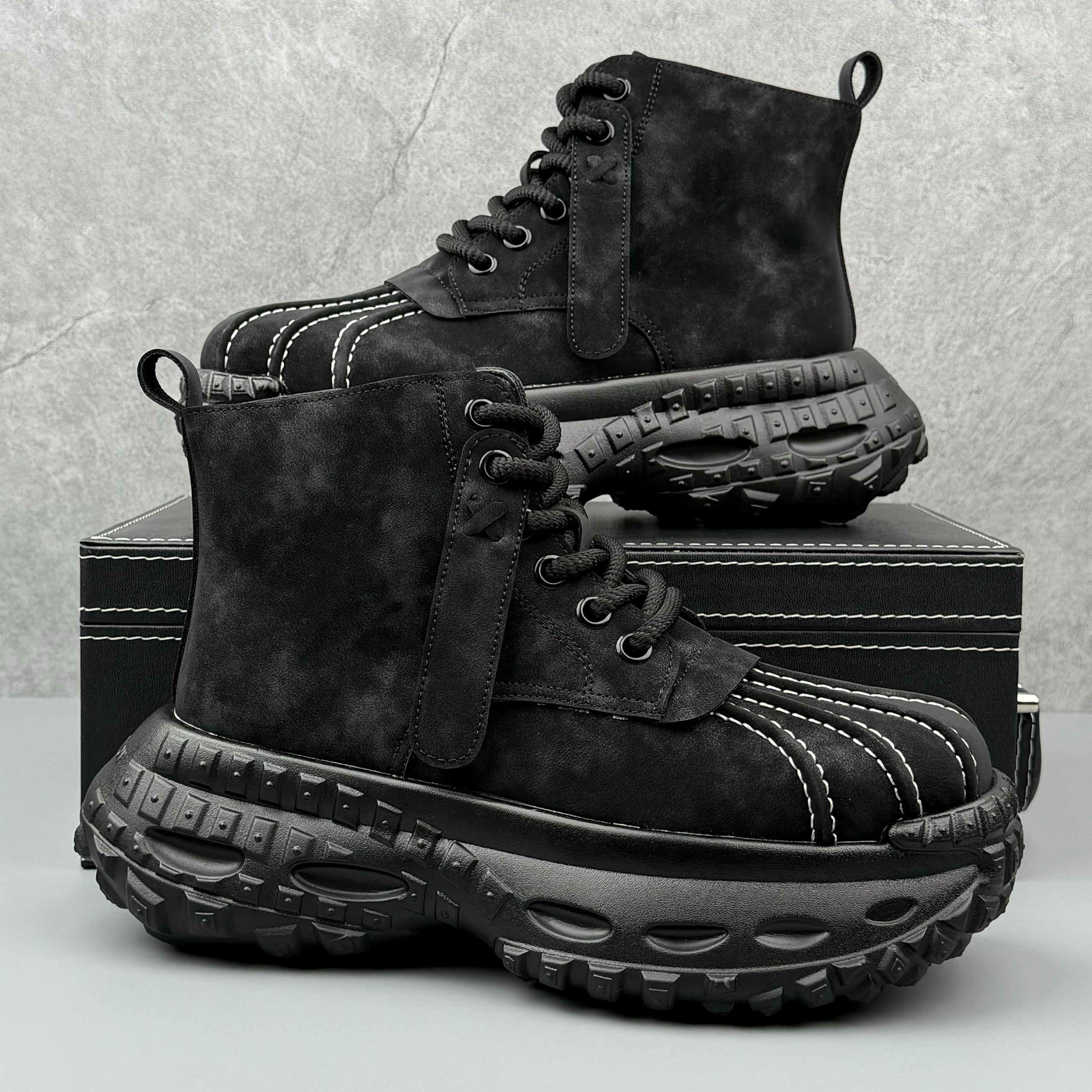 Hybriss Monolith – Retro Futuristik Martin Boots