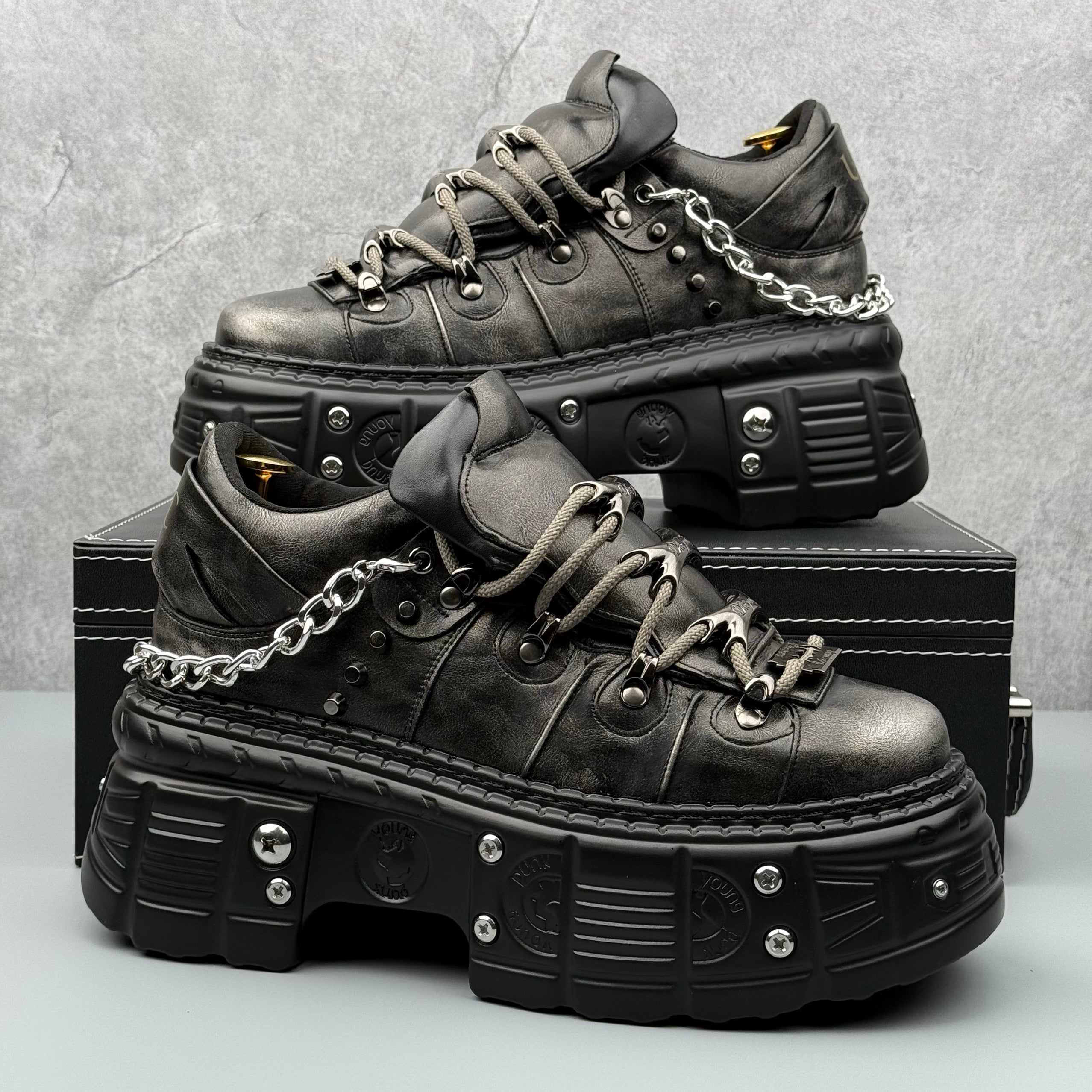 Hybriss Havoc Vintage Gray– Punk Daddy Shoes