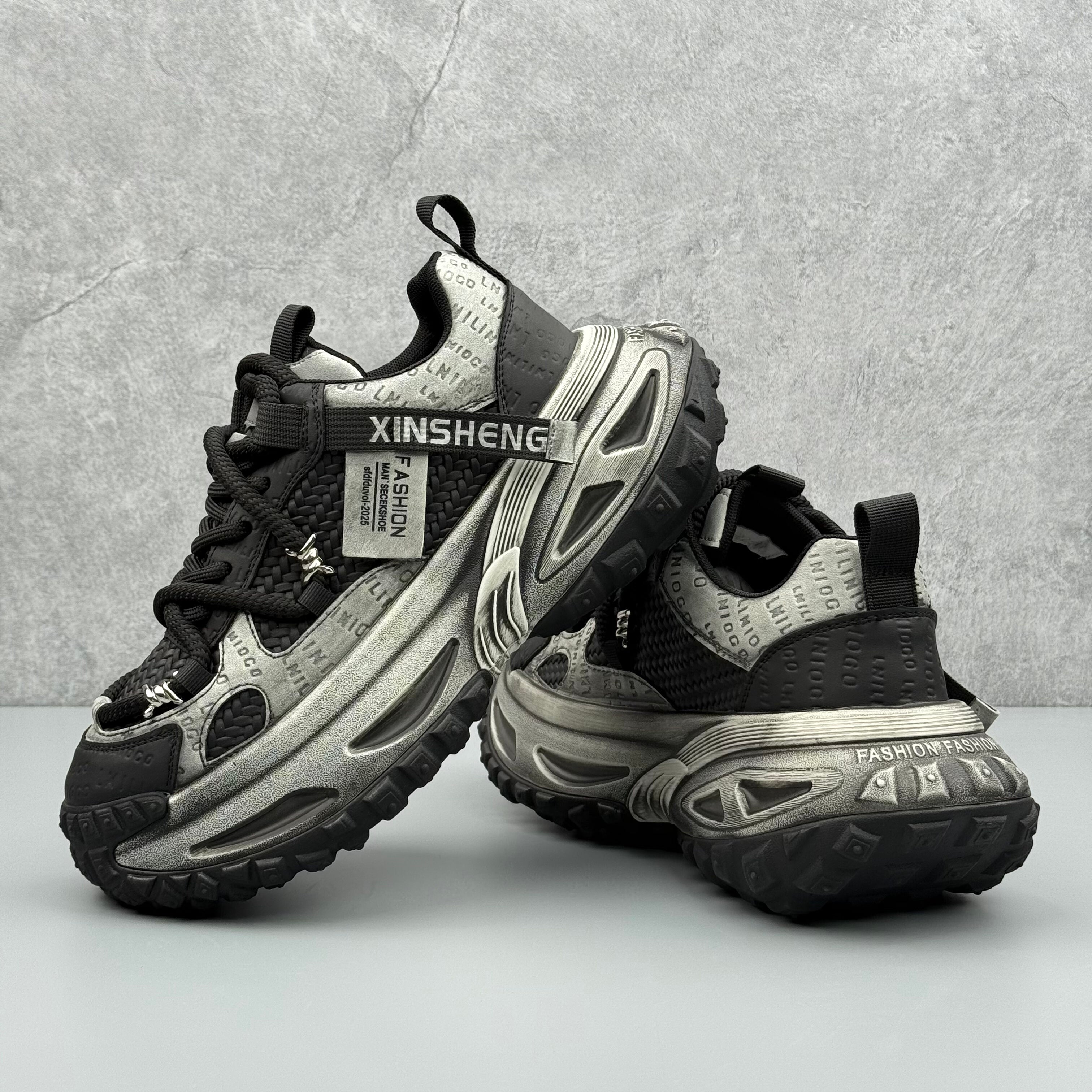 Hybriss RetroCross Black– Retro Dad Shoes