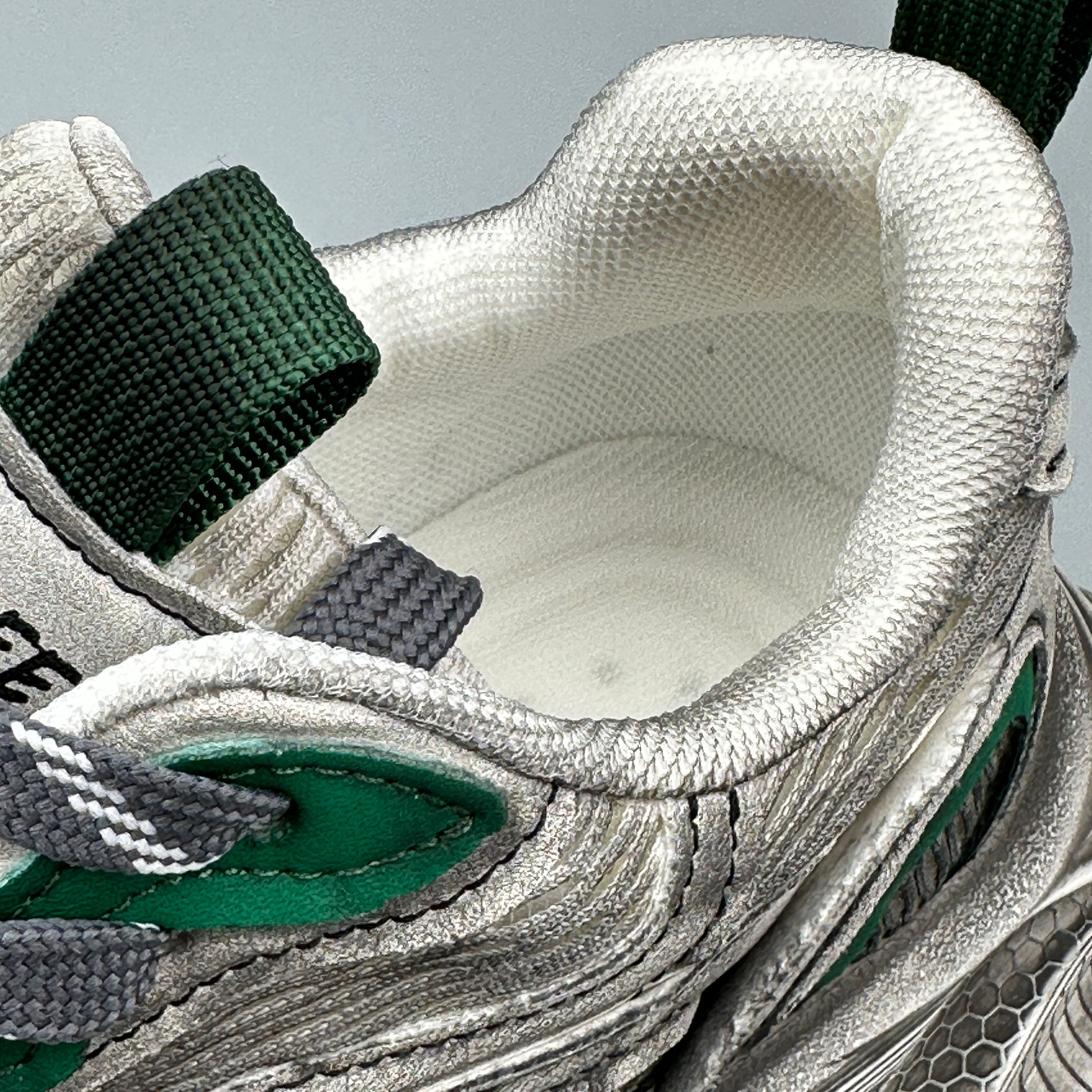 Hybriss RetroBreathe Green– Youth Retro Dad Shoes