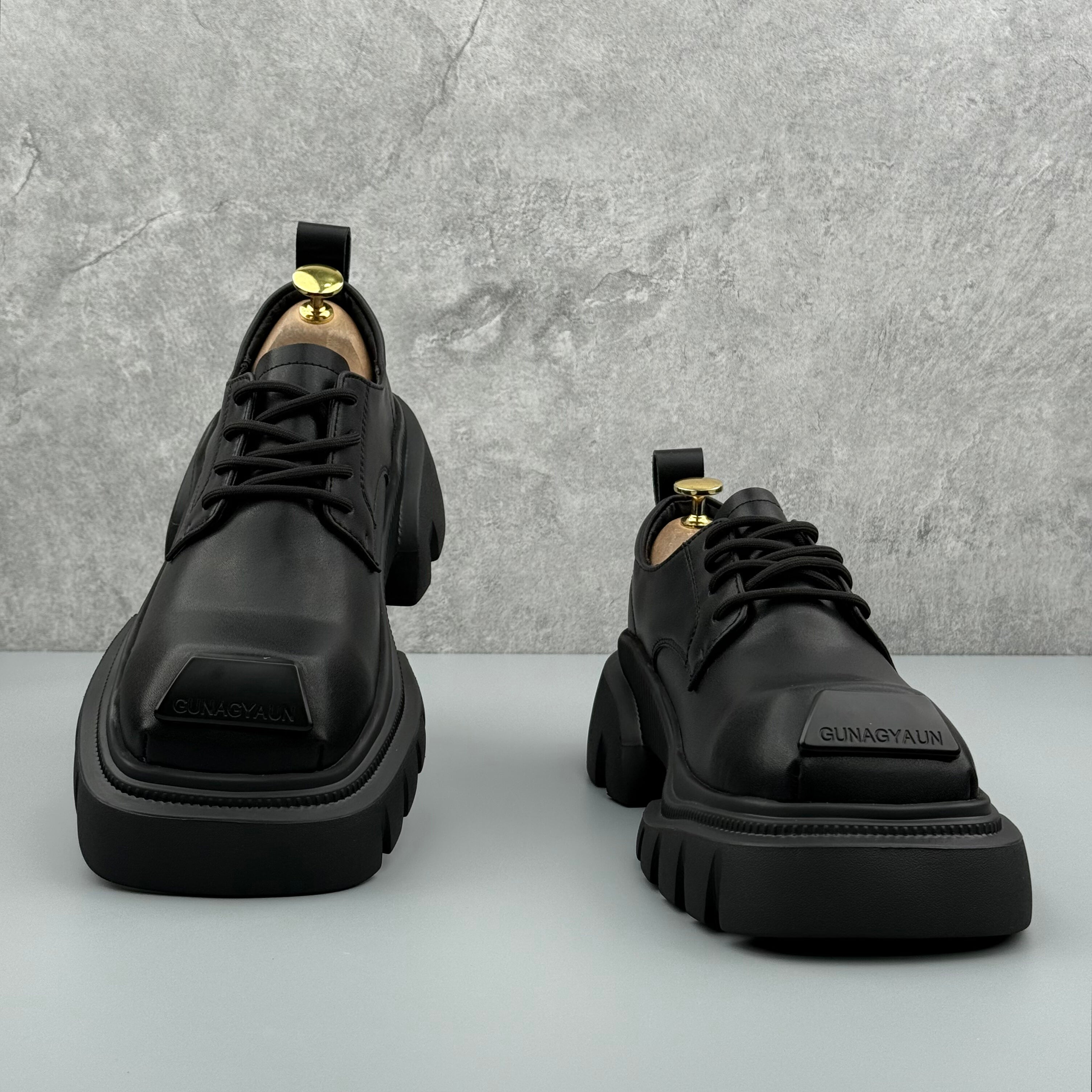 Hybriss Linea Black– Youth Square-Toe Casual Leather Shoes