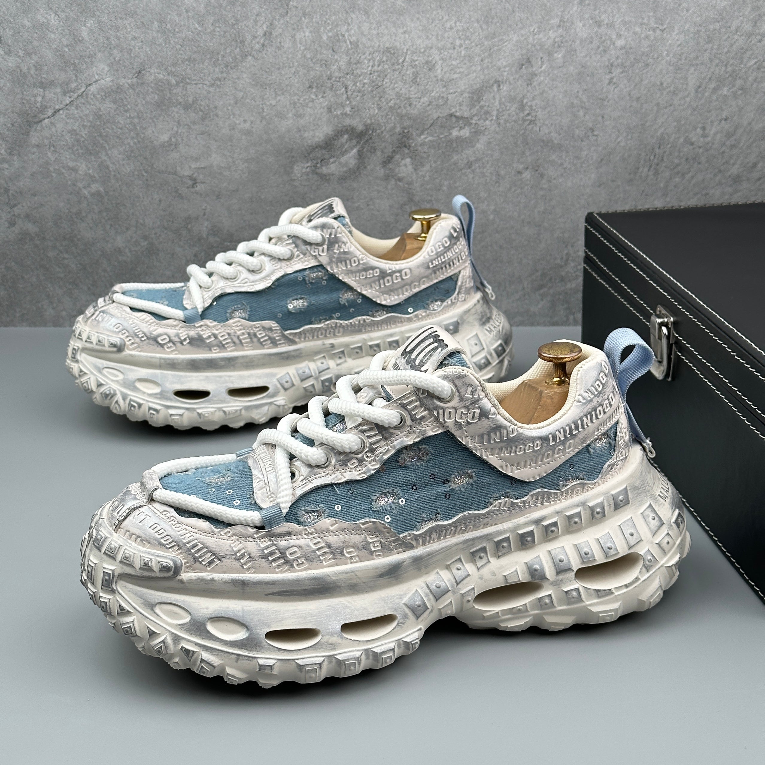 Hybriss RetroSpark Lake Blue– Youth Retro Dad Shoes