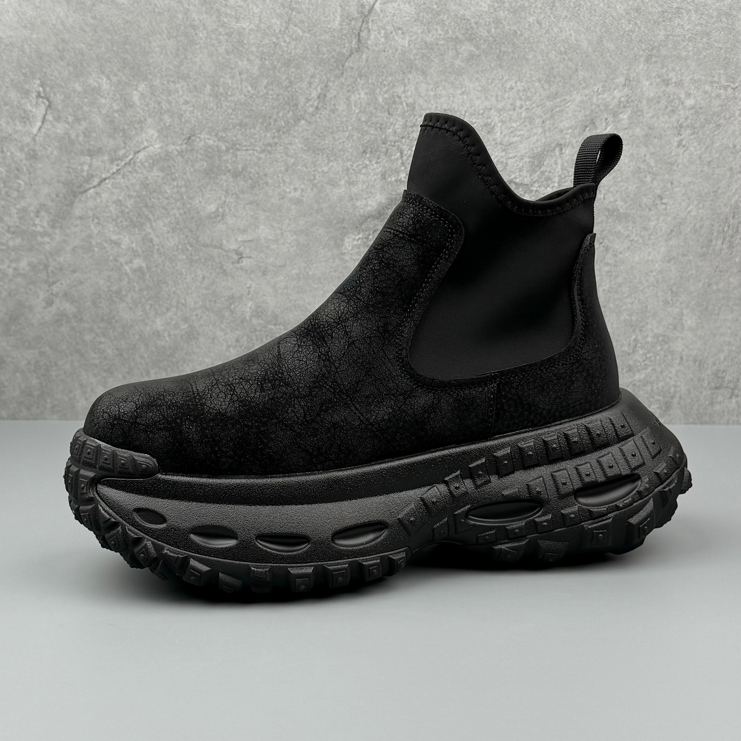 Hybriss Elevate– Retro Futuristik Cargo Boots