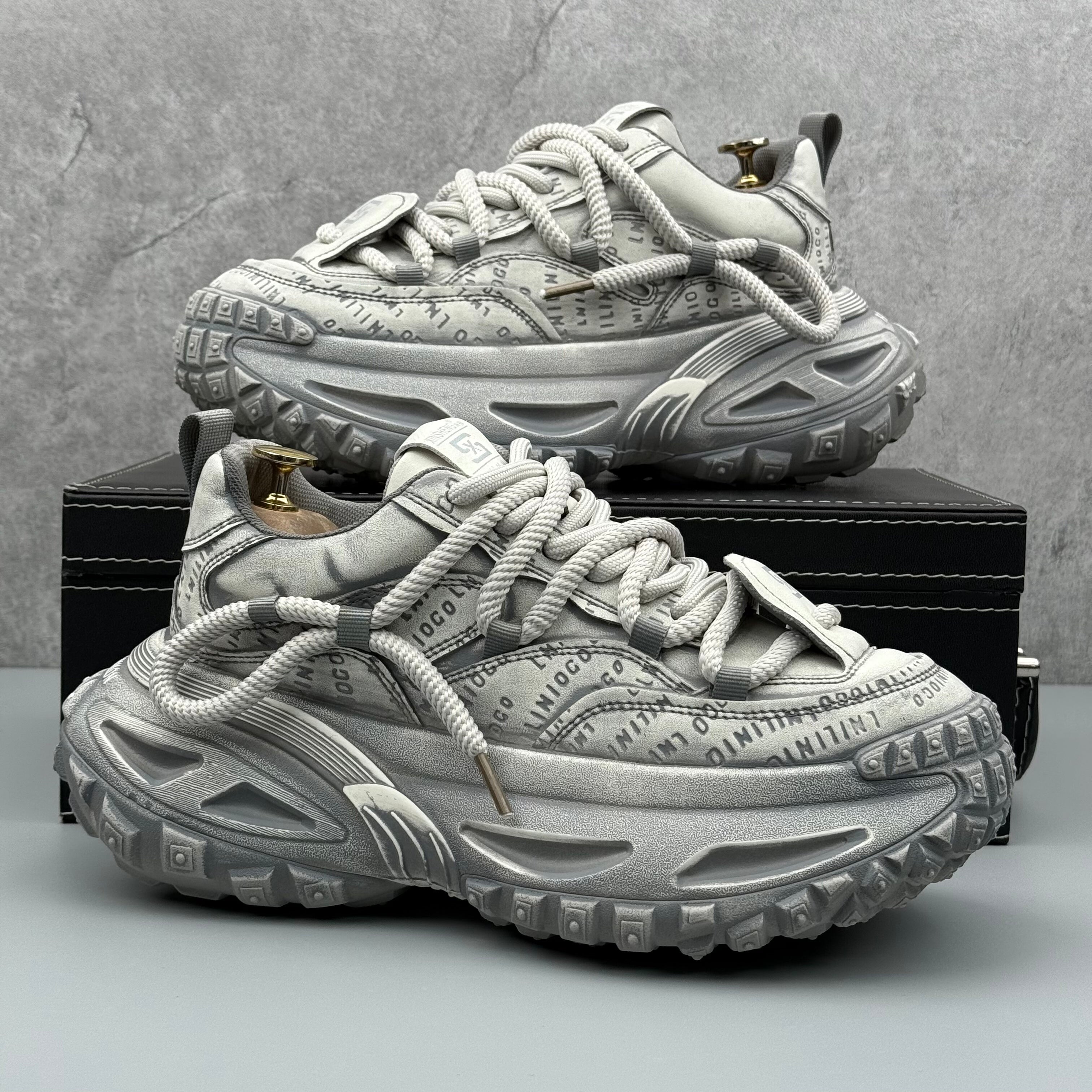 Hybriss CrossRetro White Gray– Retro Dad Shoes