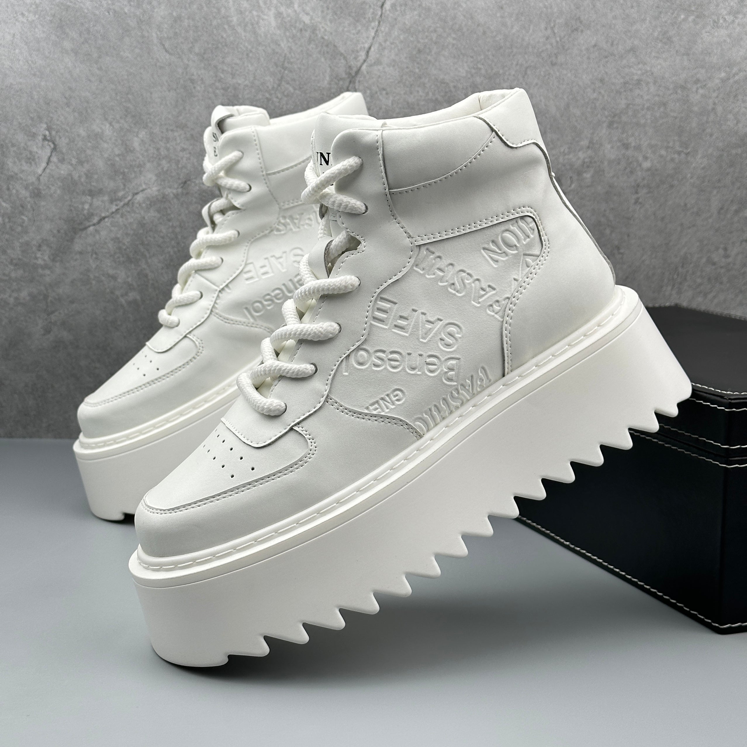 Hybriss Seoul– Korean Style Martin Boots