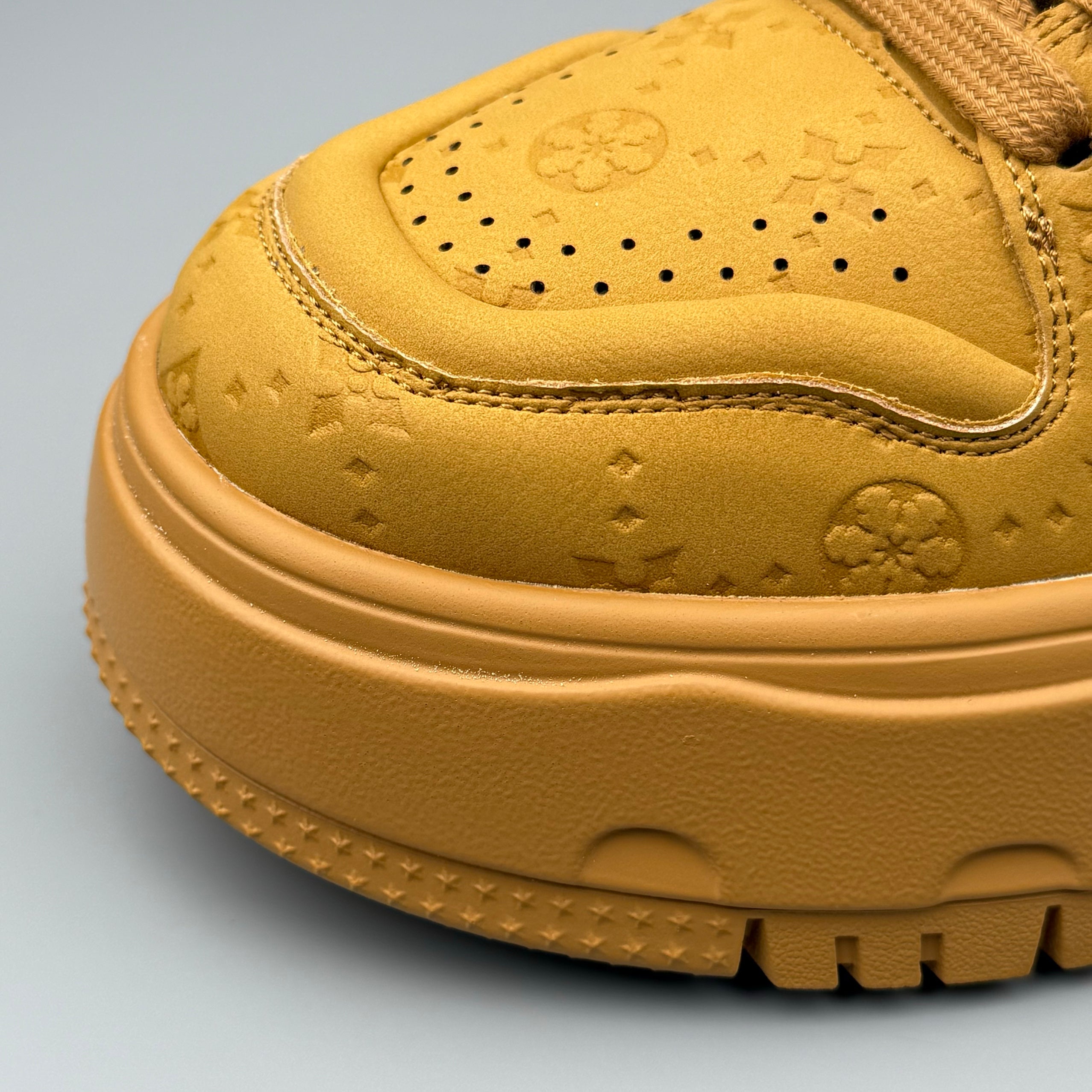 Hybriss CarveLine Camel– Mikrofaserleder Sneakers