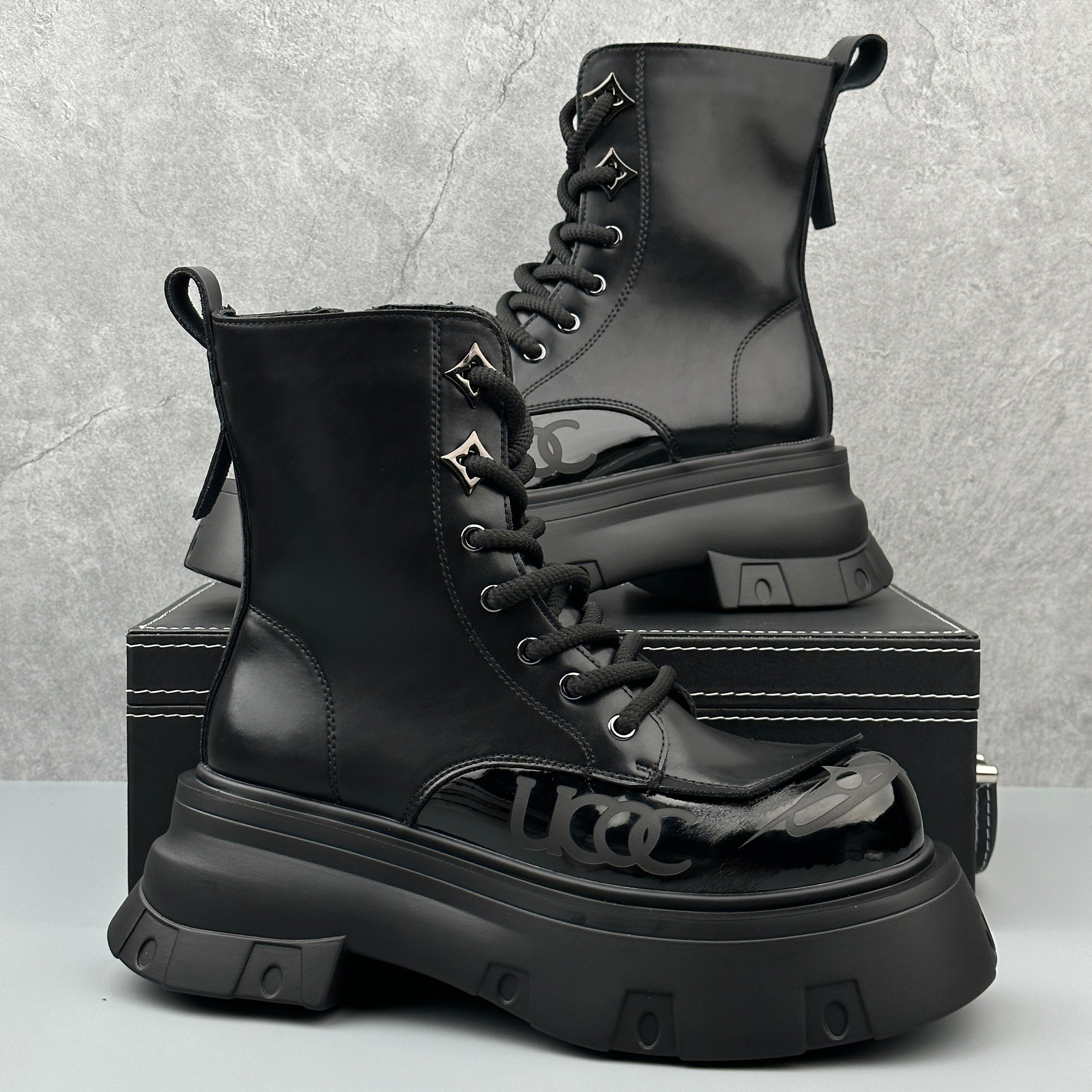 Hybriss Sentinel– Mid-Ankle Martin Boots