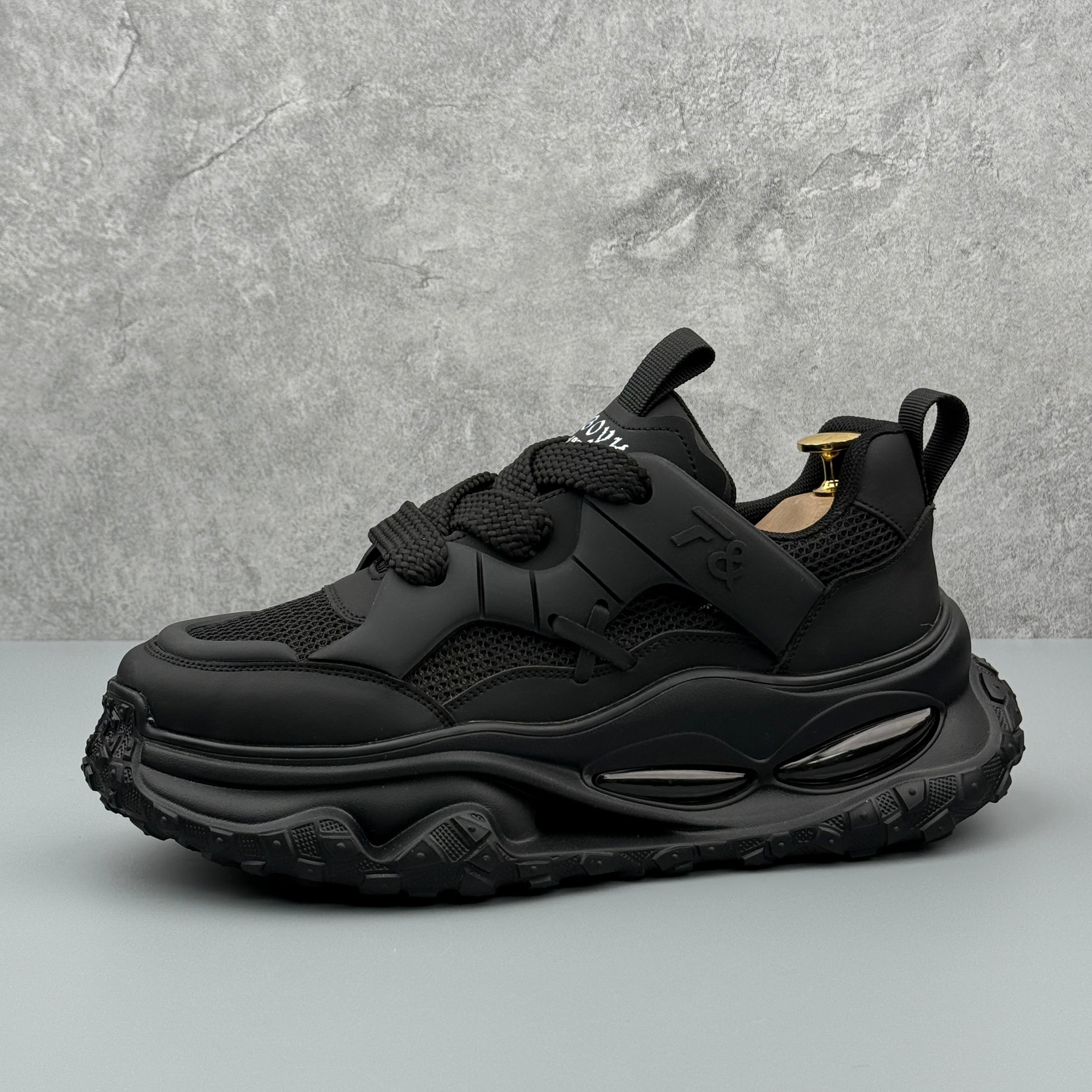 Hybriss WeaveAir Black– Youth Sports & Casual Shoes