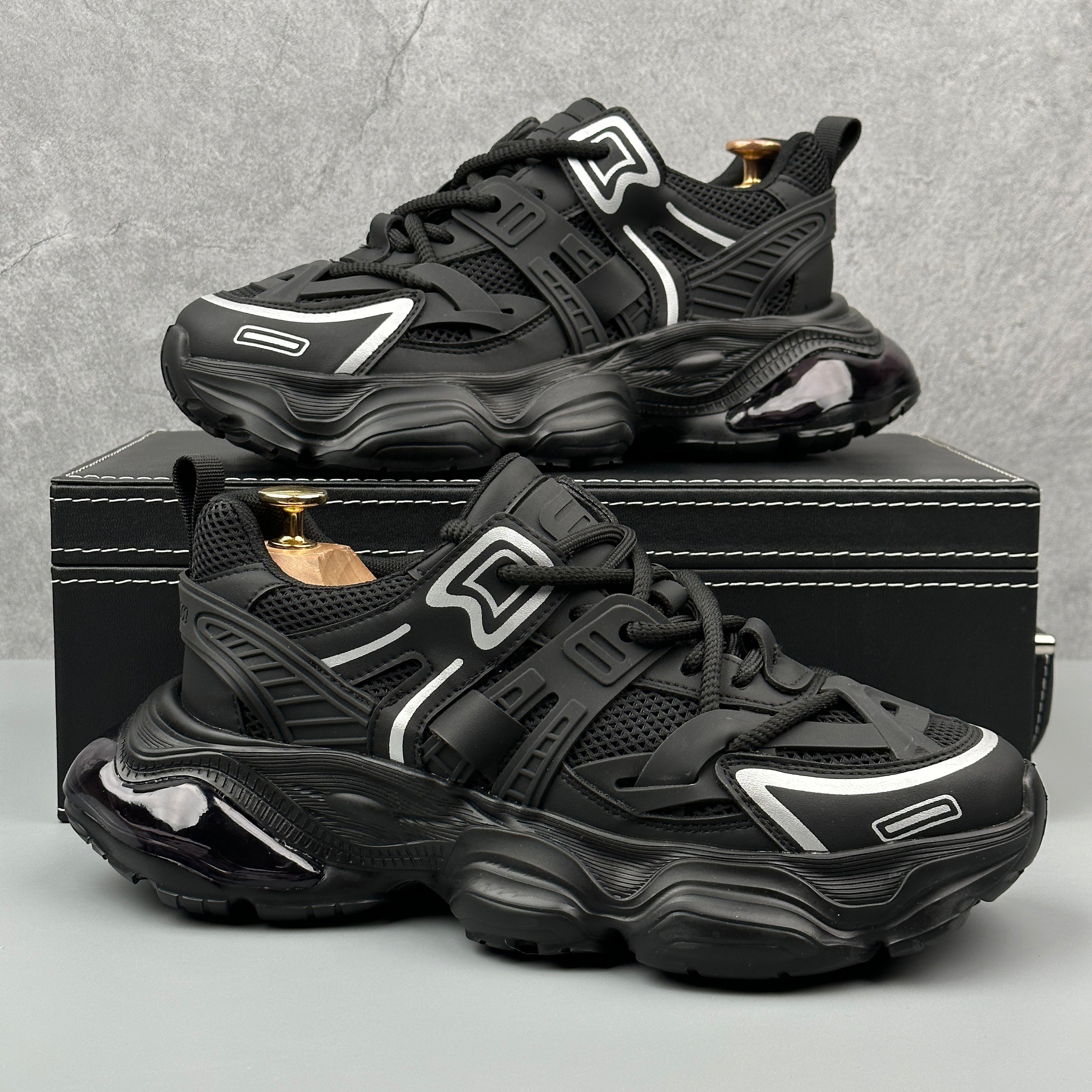 Hybriss DailyStitchFlex Black– Casual Dad Shoes