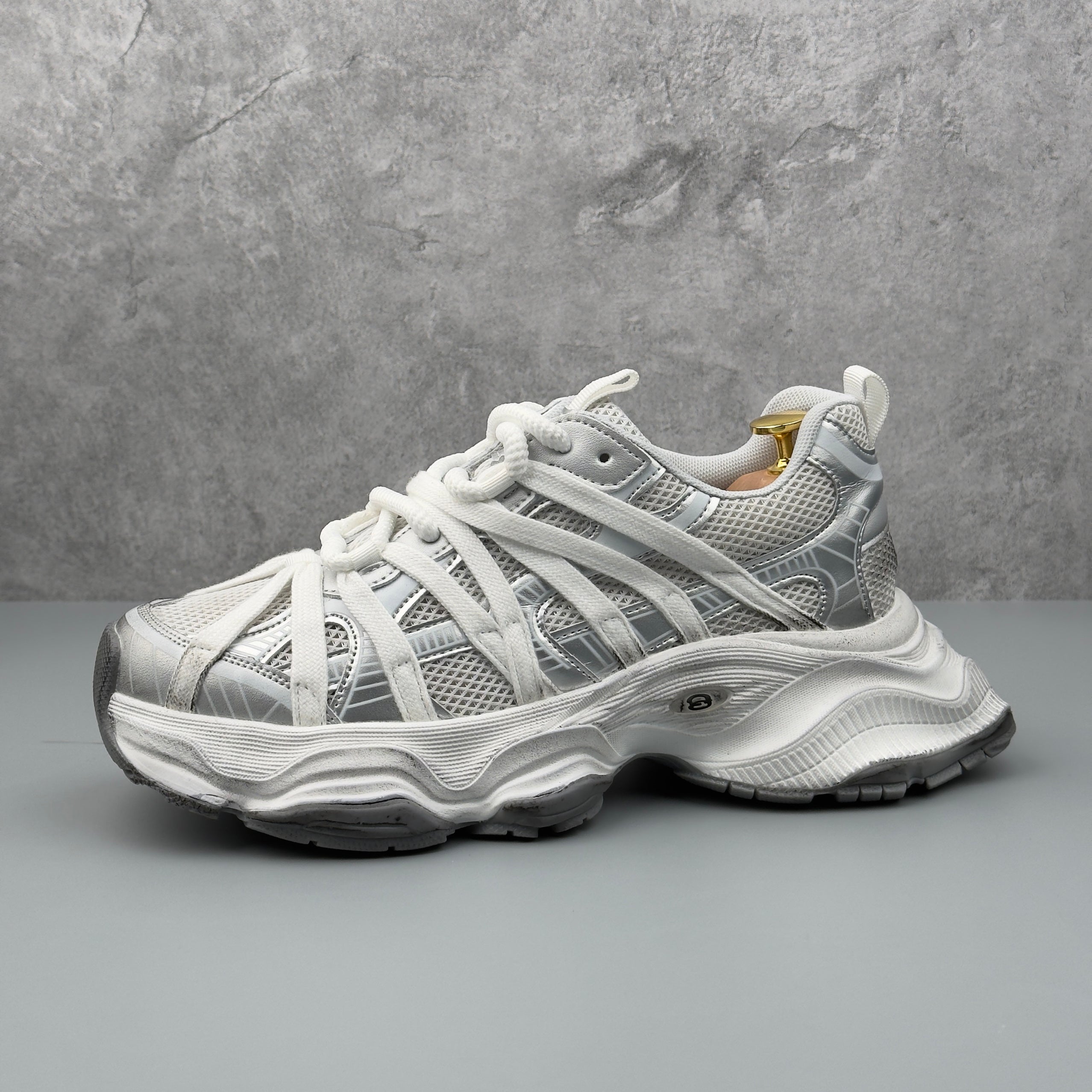 Hybriss AeroWeave – Breathable Summer Dad Shoes