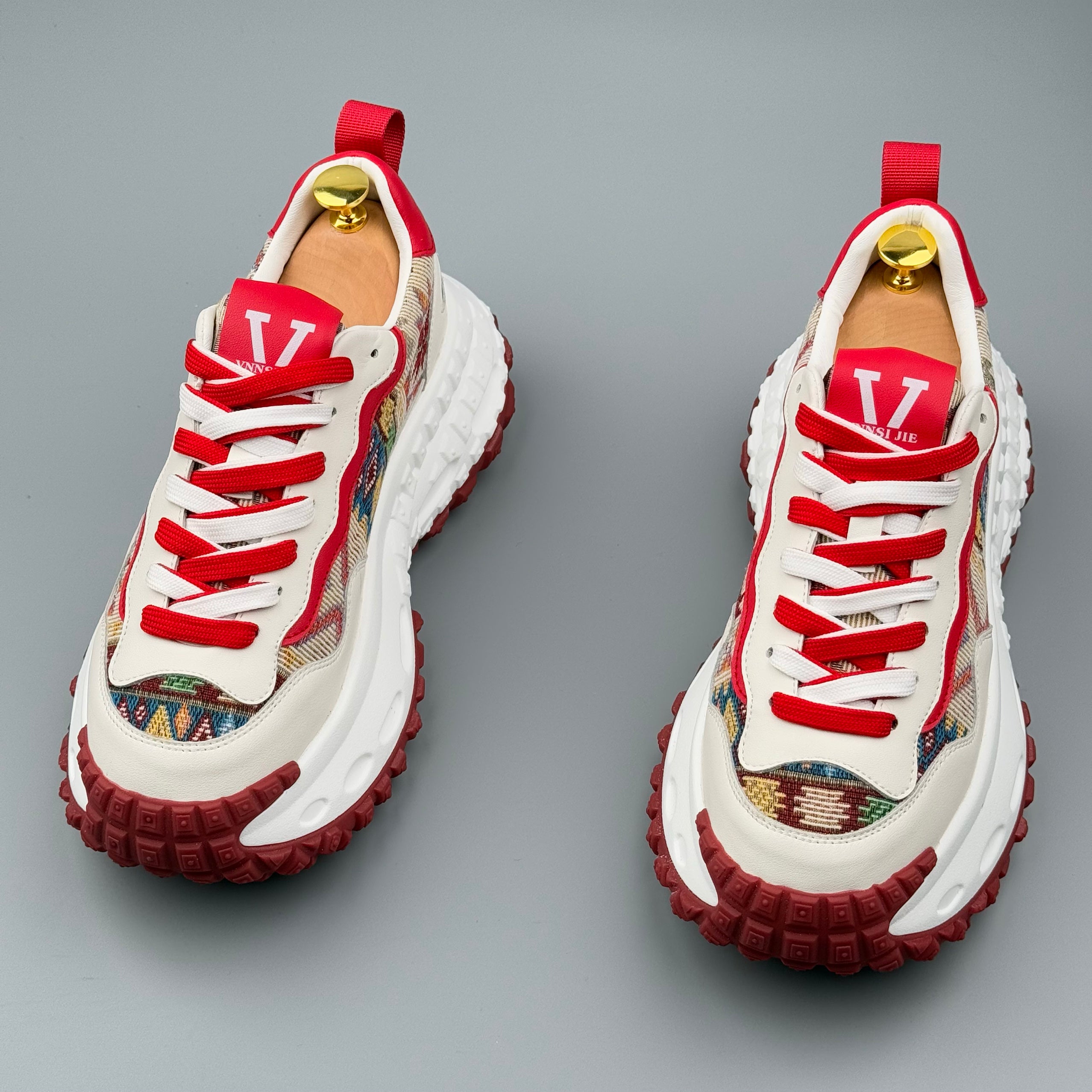 Hybriss EmbroLift Red– Youth Dad Shoes