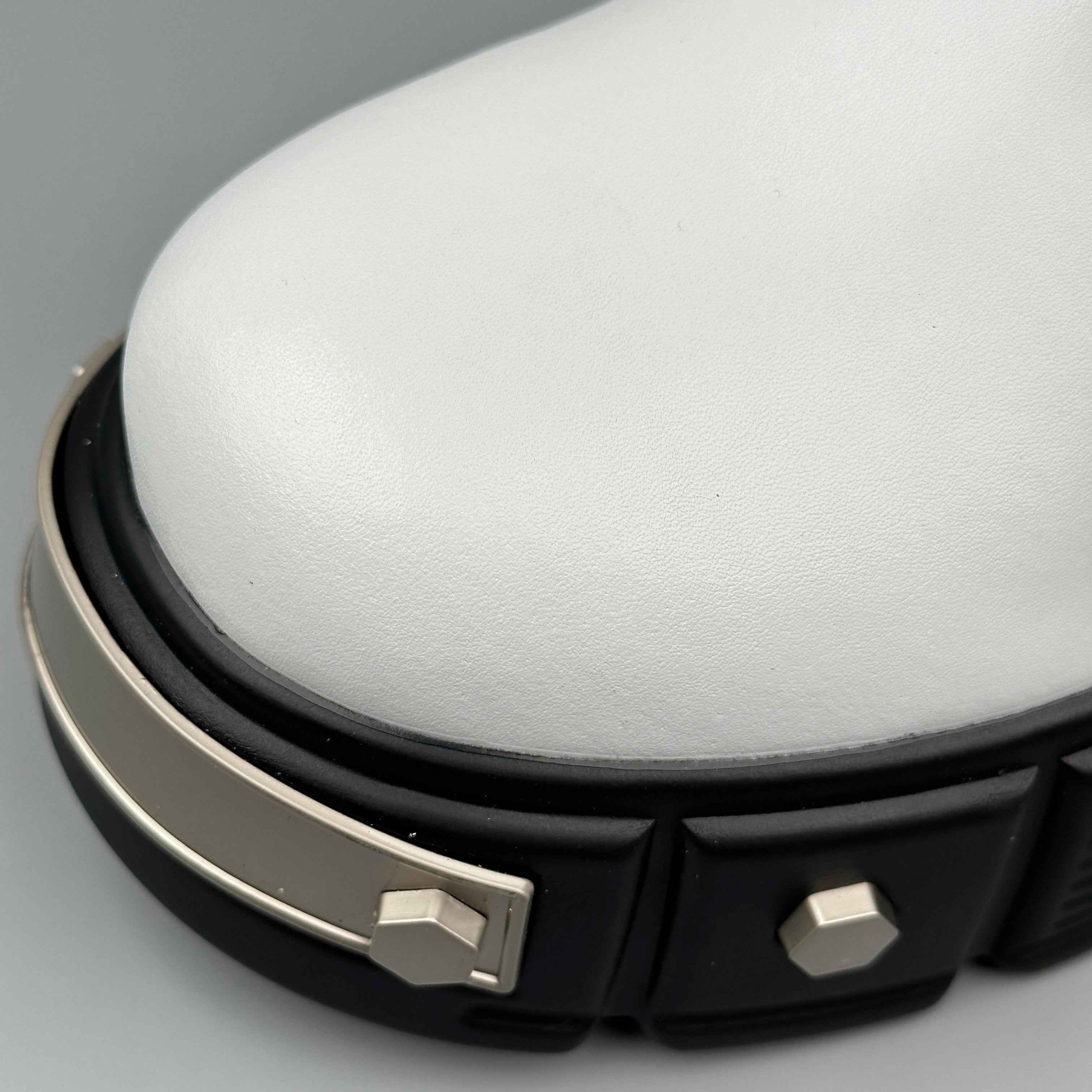 Hybriss Ironstride White– Casual Leather Shoes