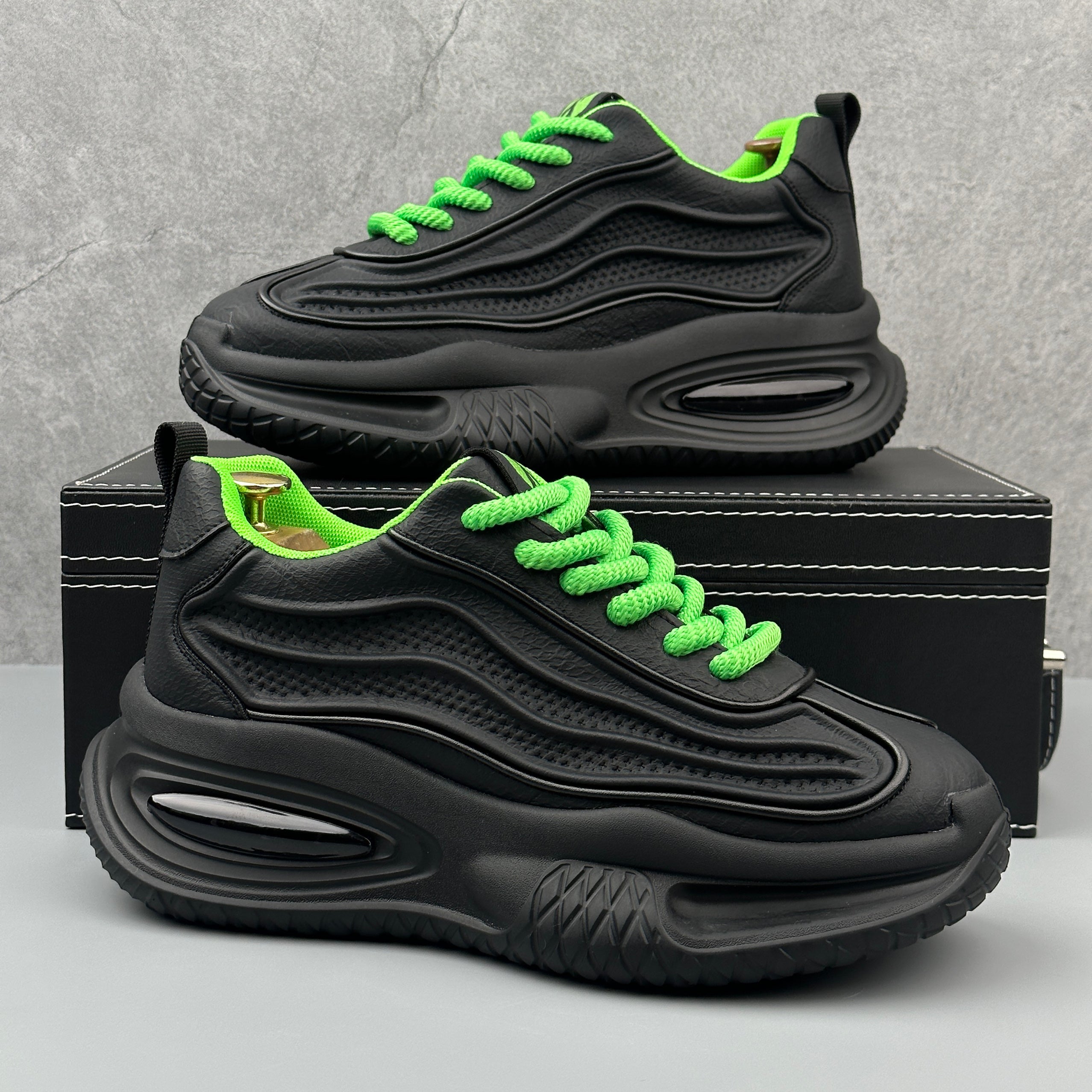 Hybriss PUCore Black Green– Youth Dad Shoes