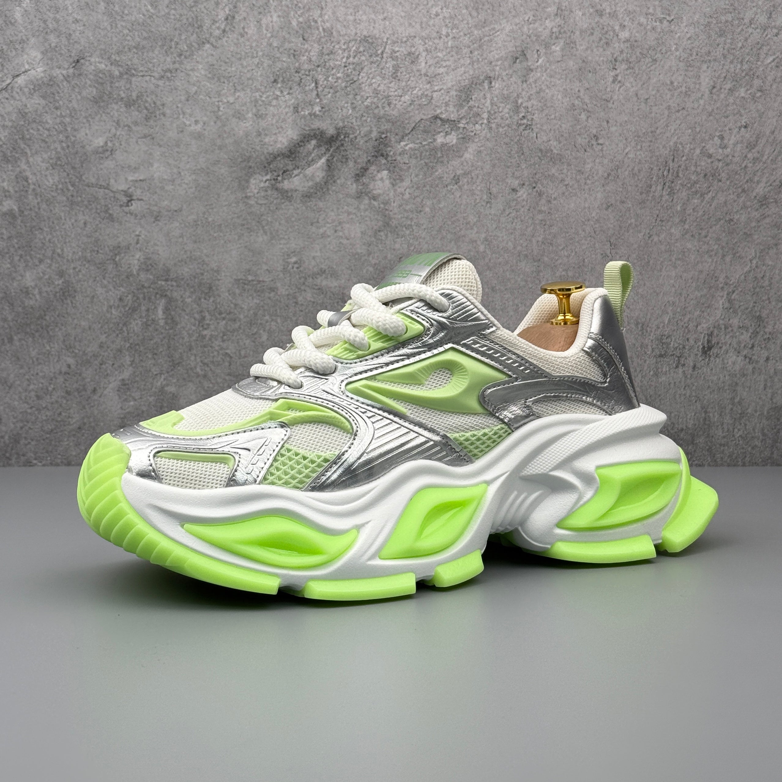 Hybriss ColorMatch Green– Mixed‑Material Dad Shoes