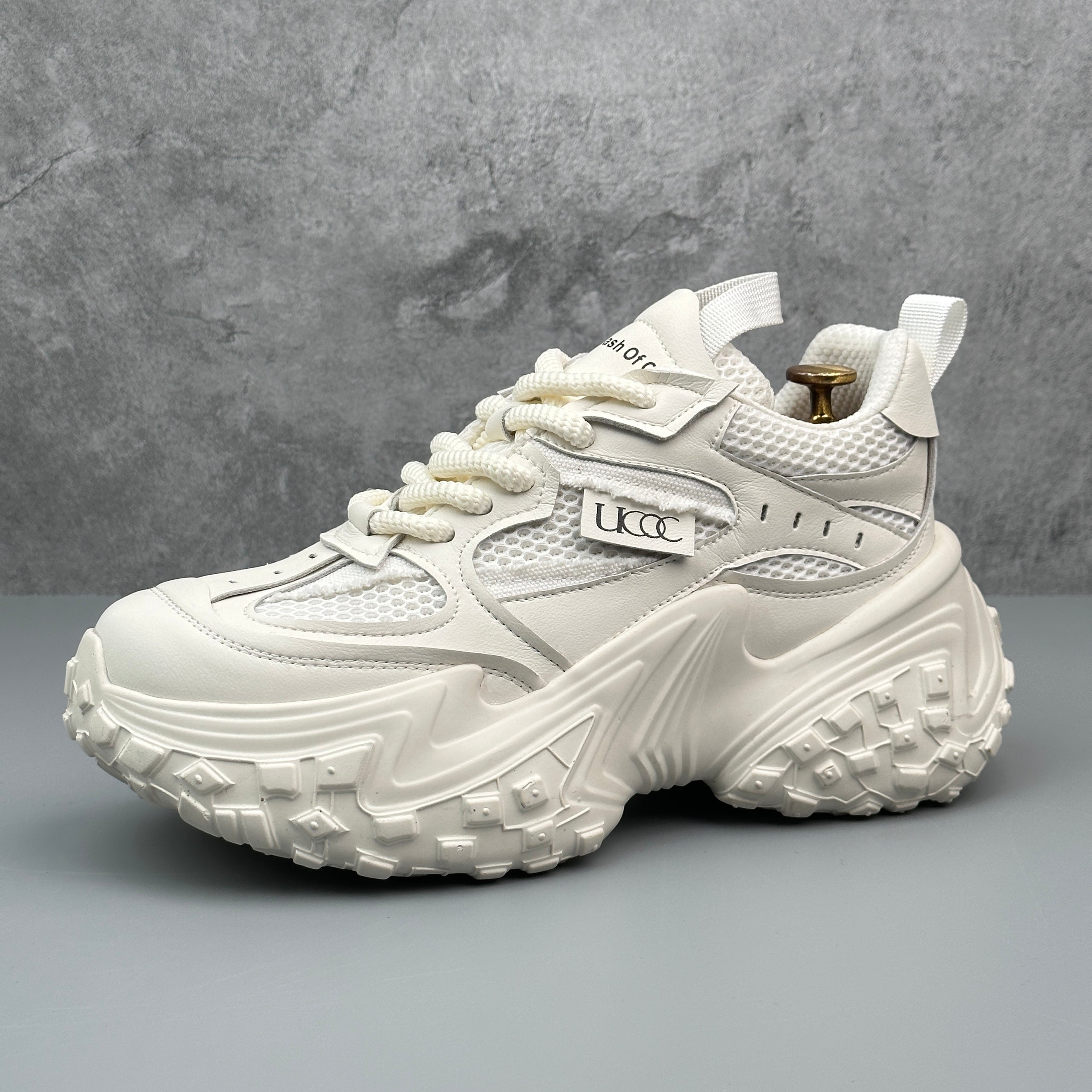 Hybriss SportStitchUp White– Youthful Dad Shoes