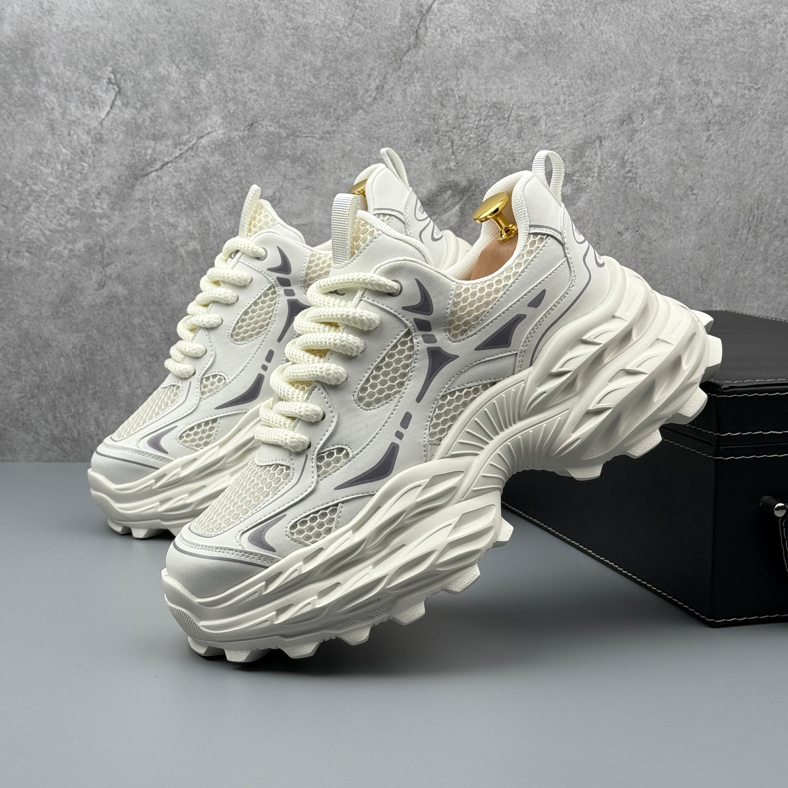 Hybriss ElevateCore White– Youth Casual Dad Shoes