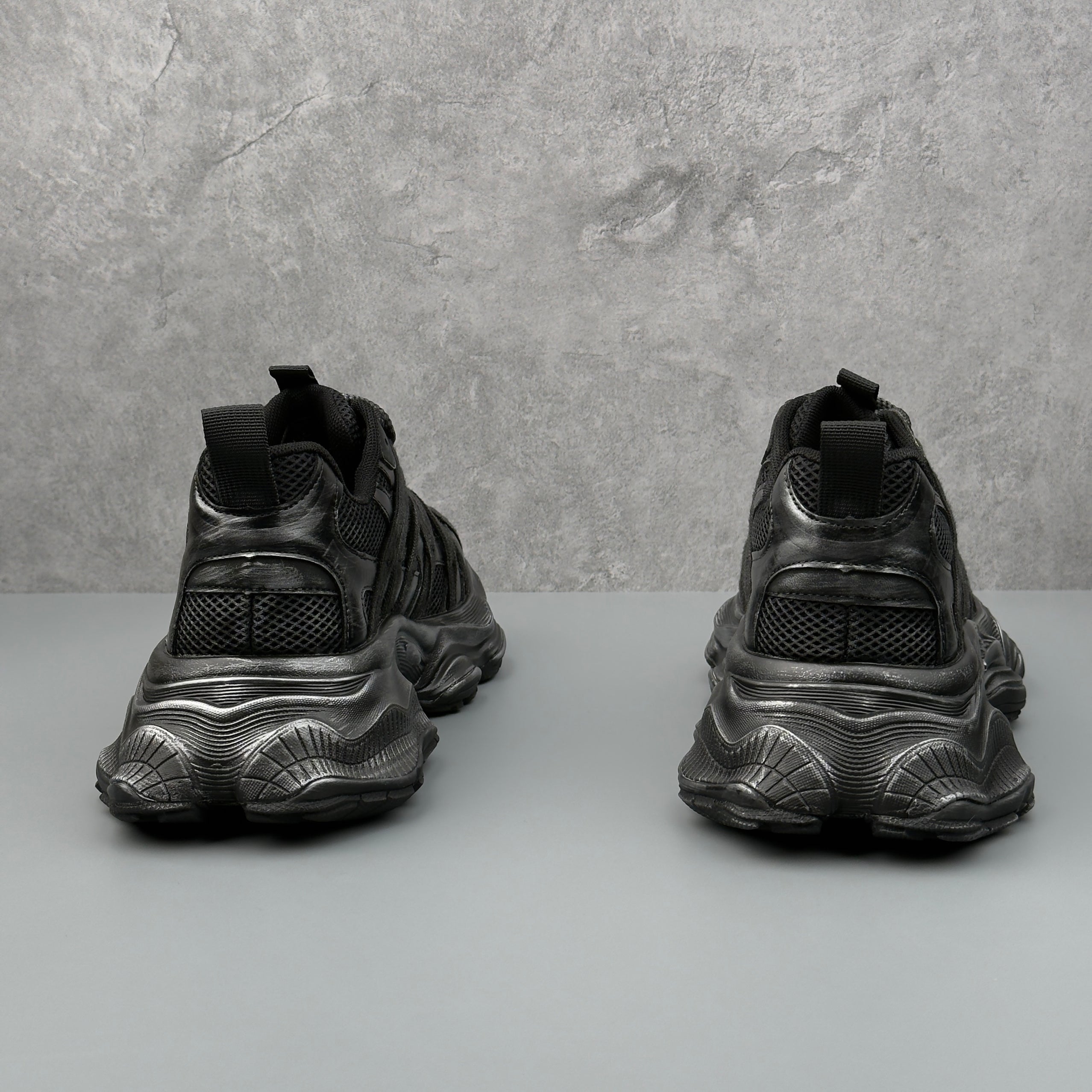 Hybriss AeroWeave Black– Breathable Summer Dad Shoes