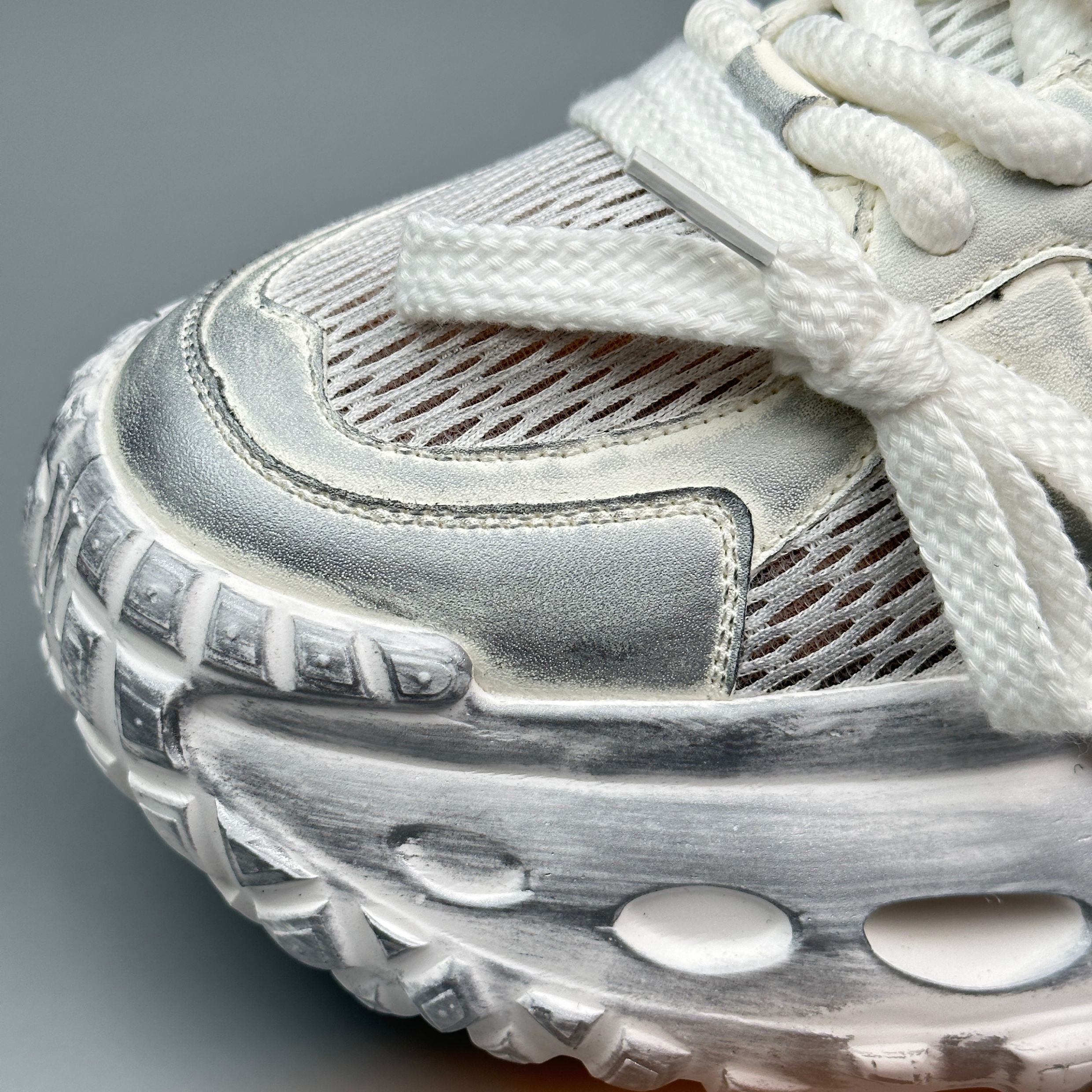 Hybriss RetroCore– Retro Dad Shoes for Men