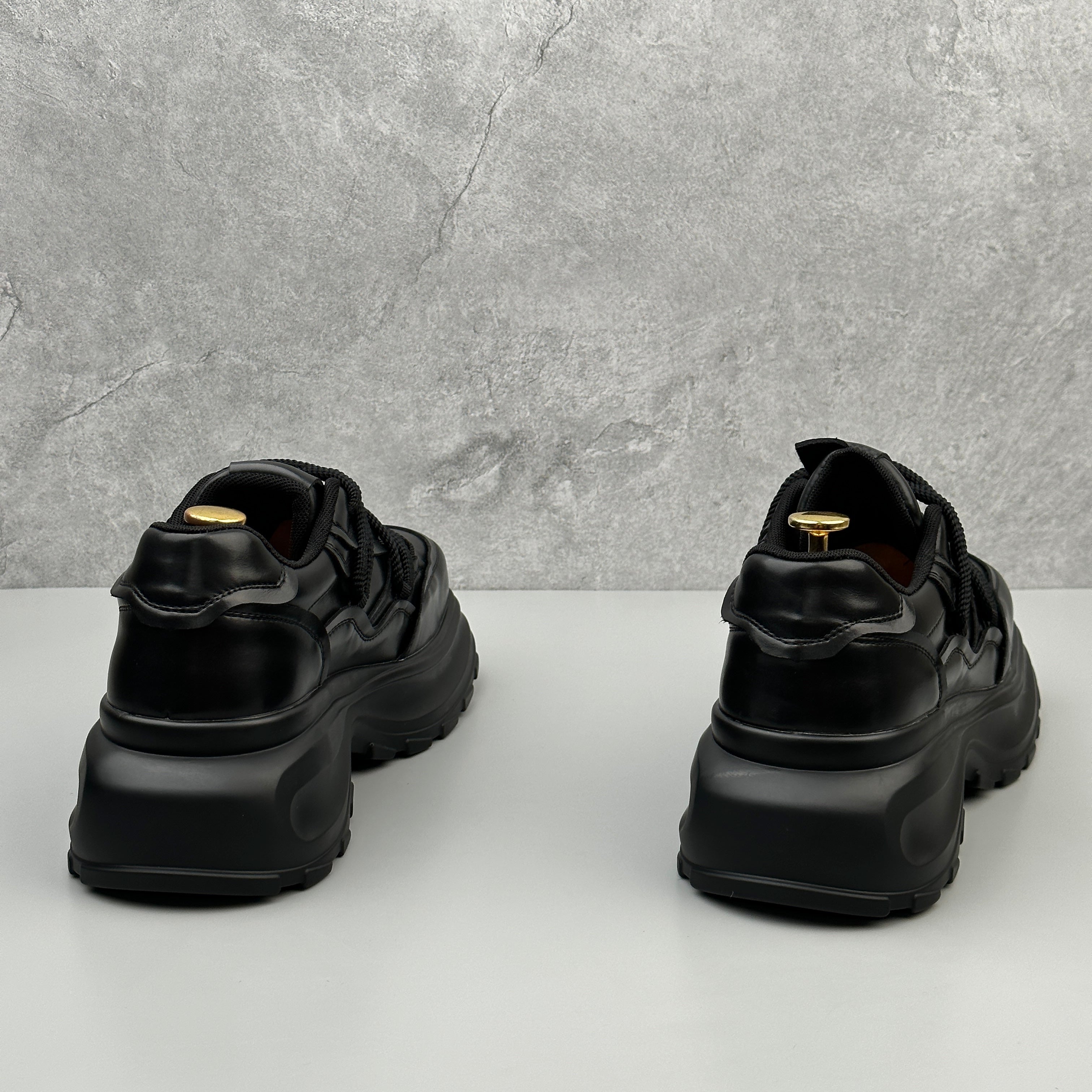 Hybriss Gridstep Black– Korean Dad Shoes