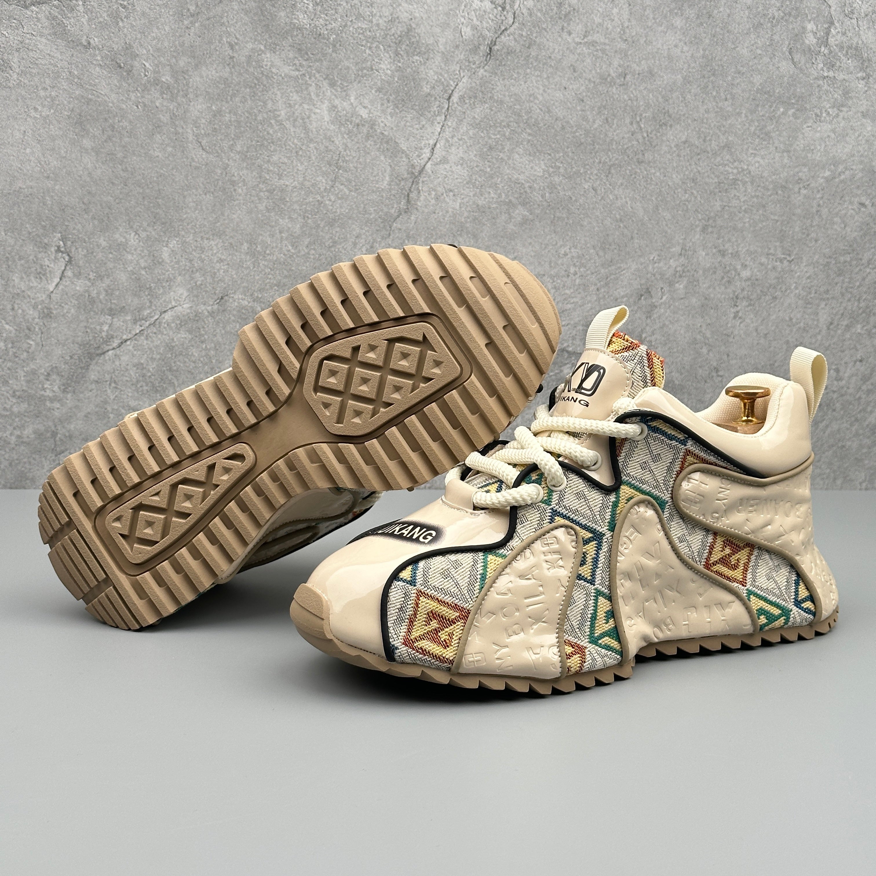 Hybriss Cabuncci EmbroLift Beige– Casual Shoes