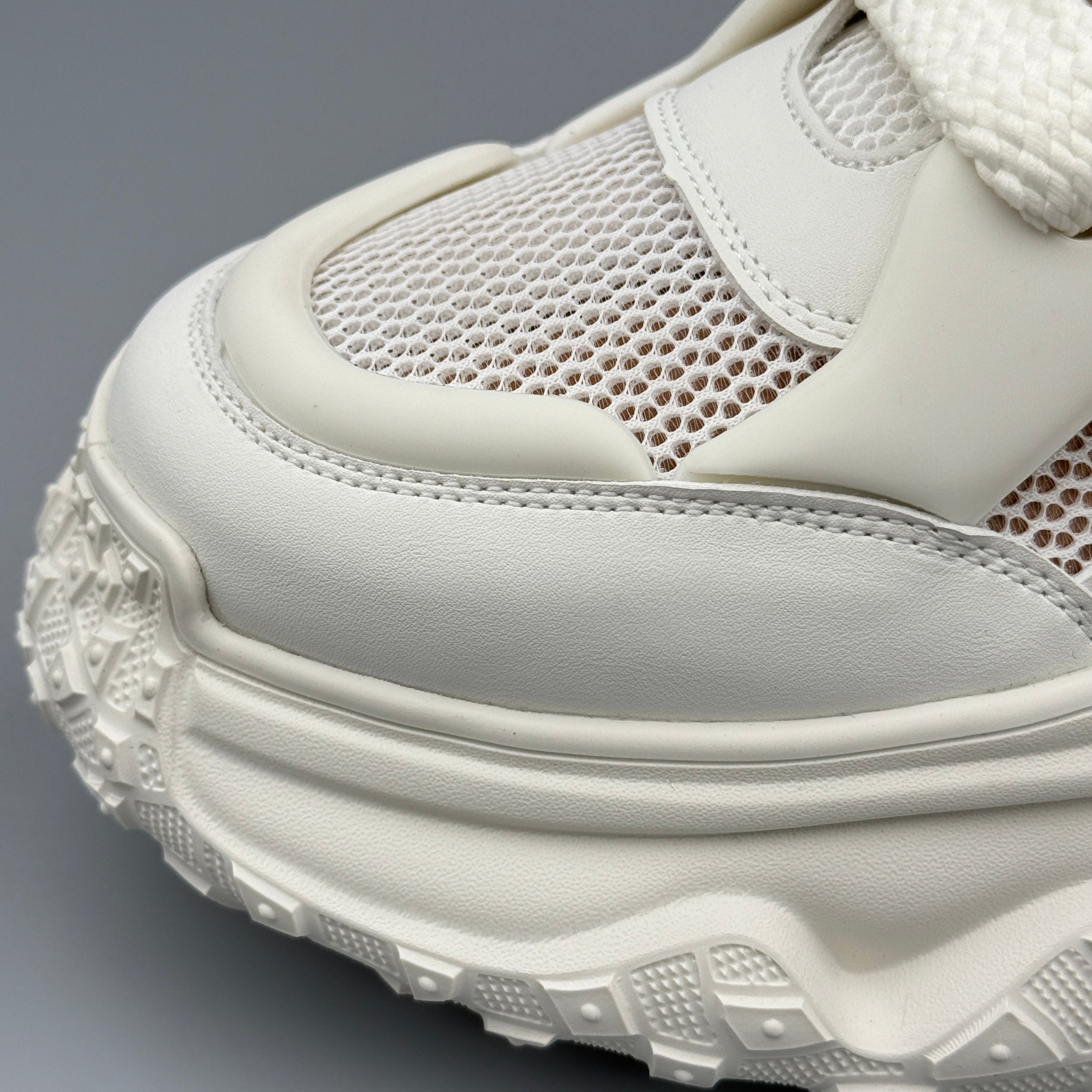 Hybriss WeaveAir White– Youth Sports & Casual Shoes