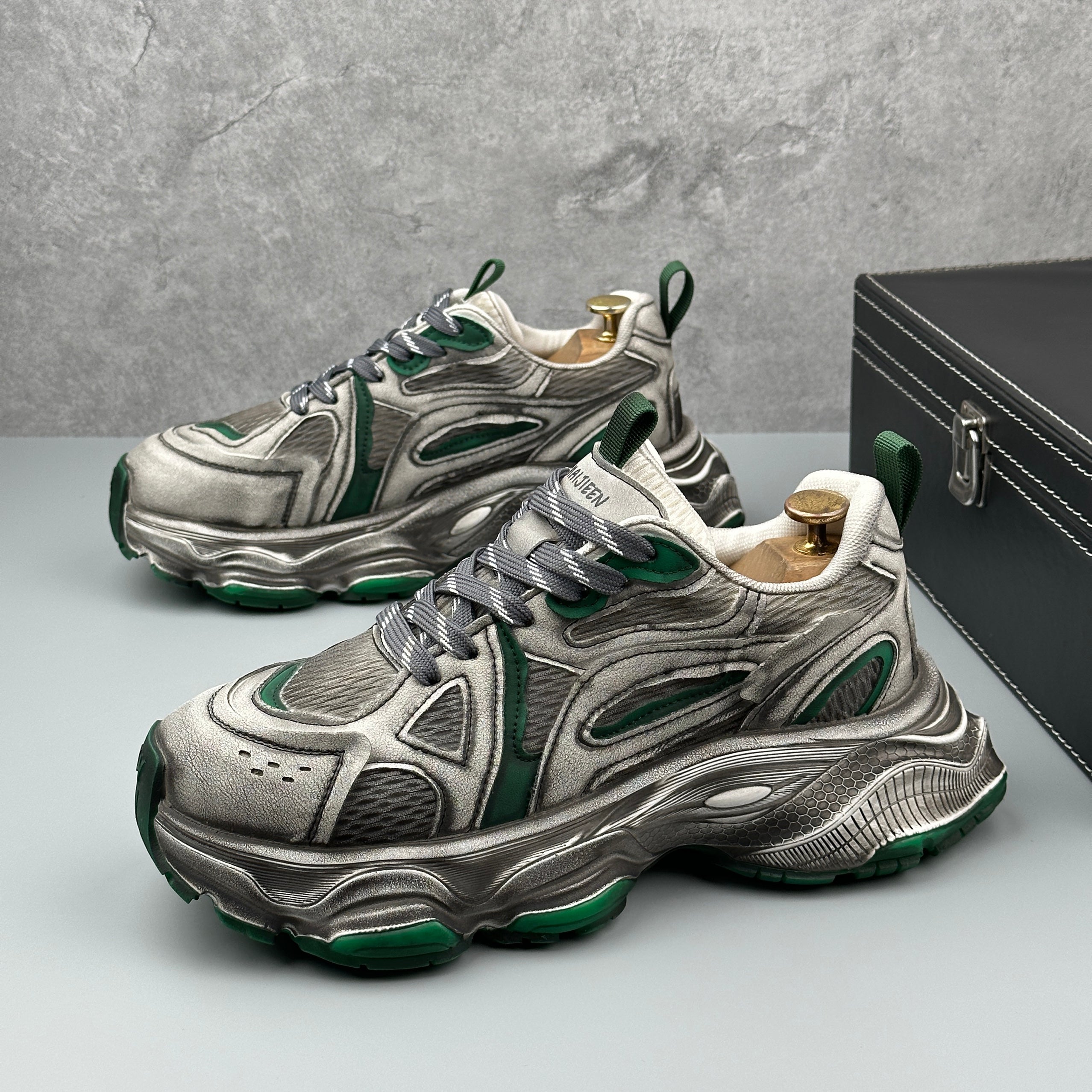 Hybriss RetroBreathe Green– Youth Retro Dad Shoes