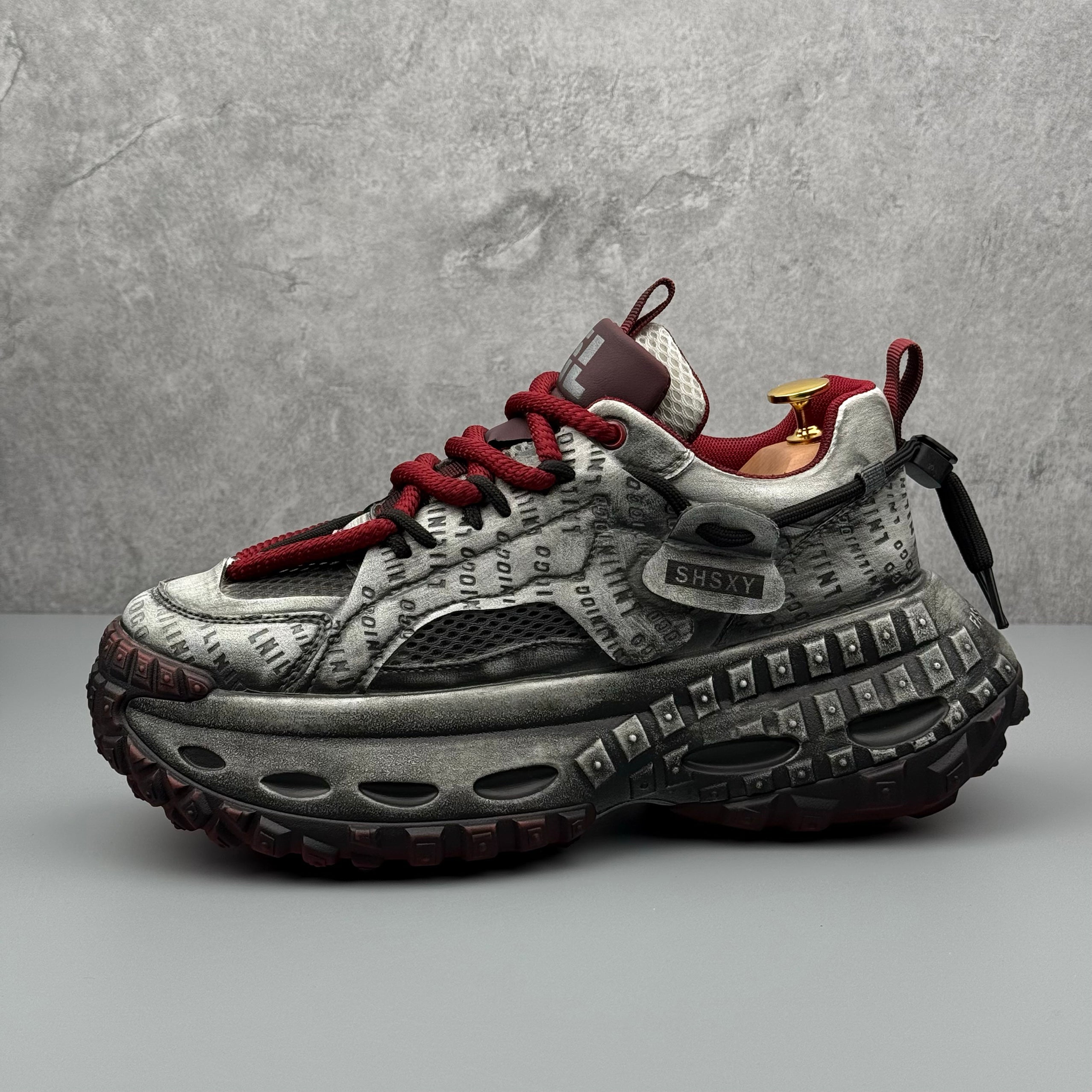 Hybriss DailyWeave Black Red– Retro Dad Shoes