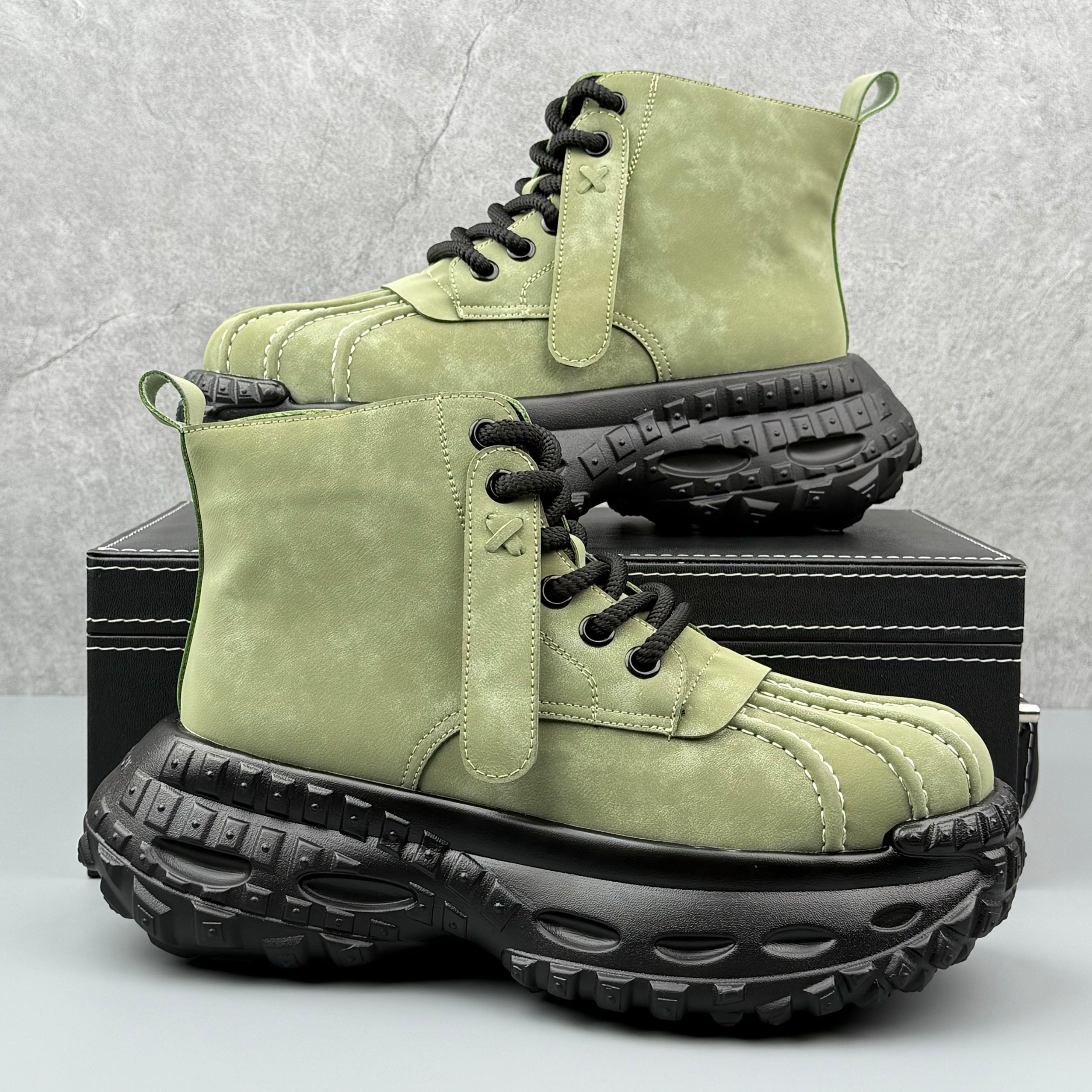 Hybriss Monolith – Retro Futuristik Martin Boots