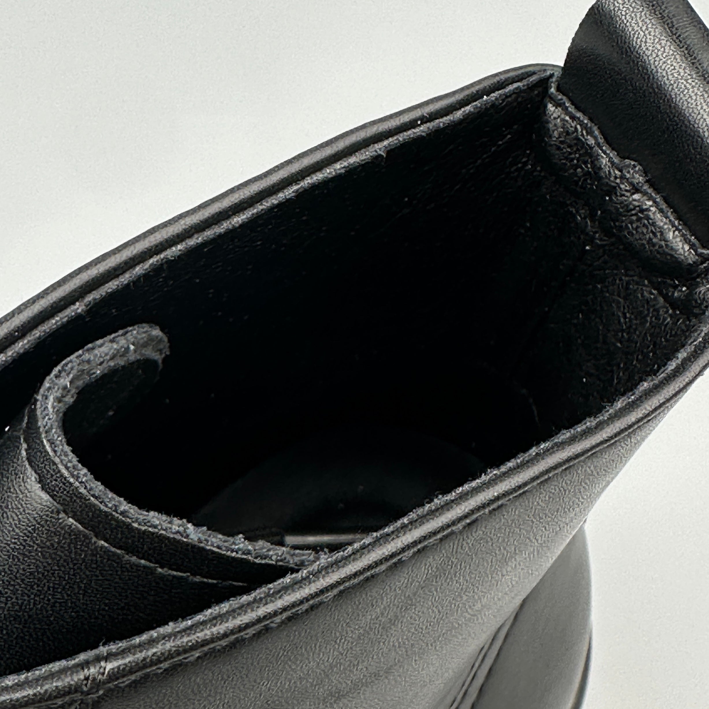 Hybriss EuroRise – Short‑Tube Microfiber Leather Martin Boots