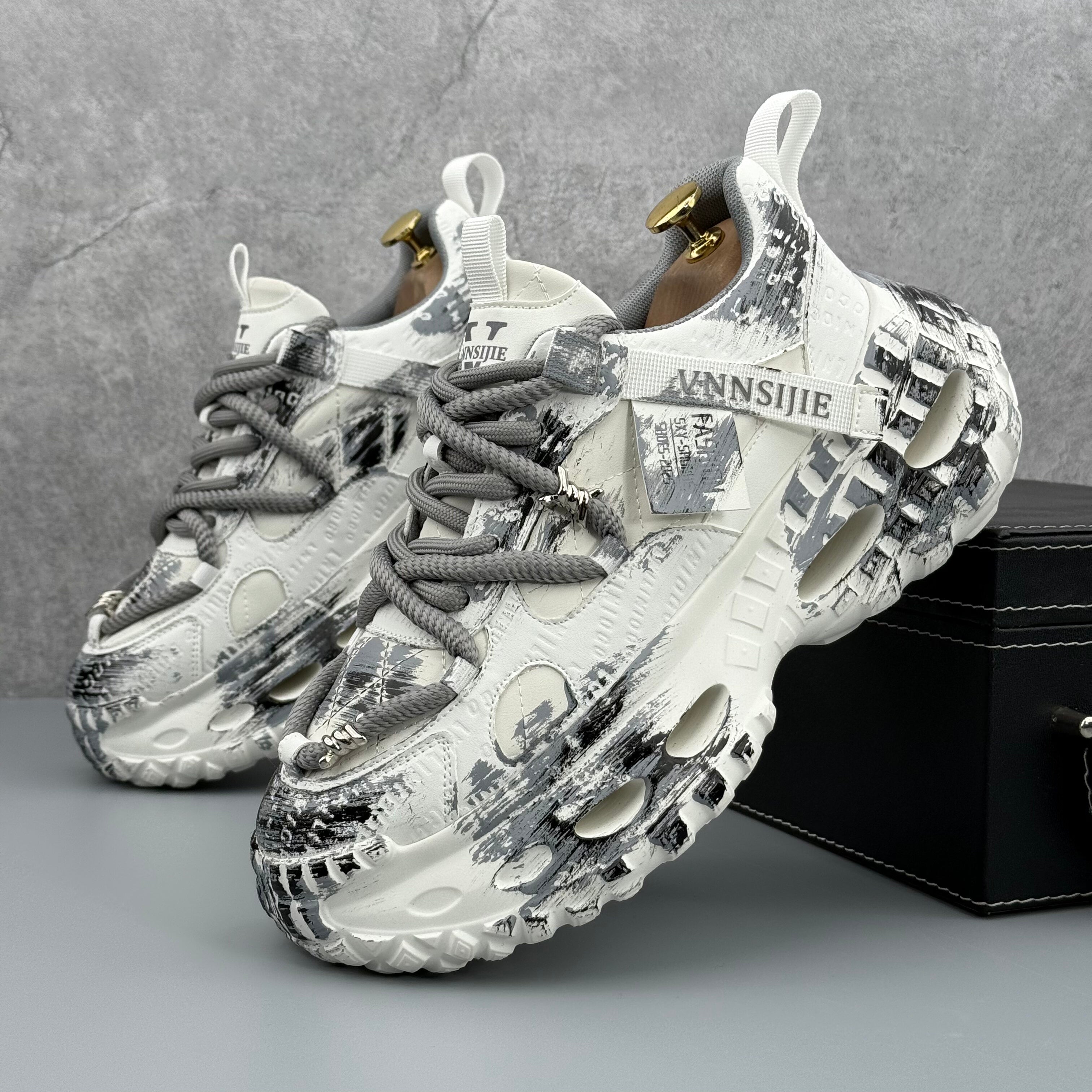 Hybriss DailyLift White Gray– Dad Shoes