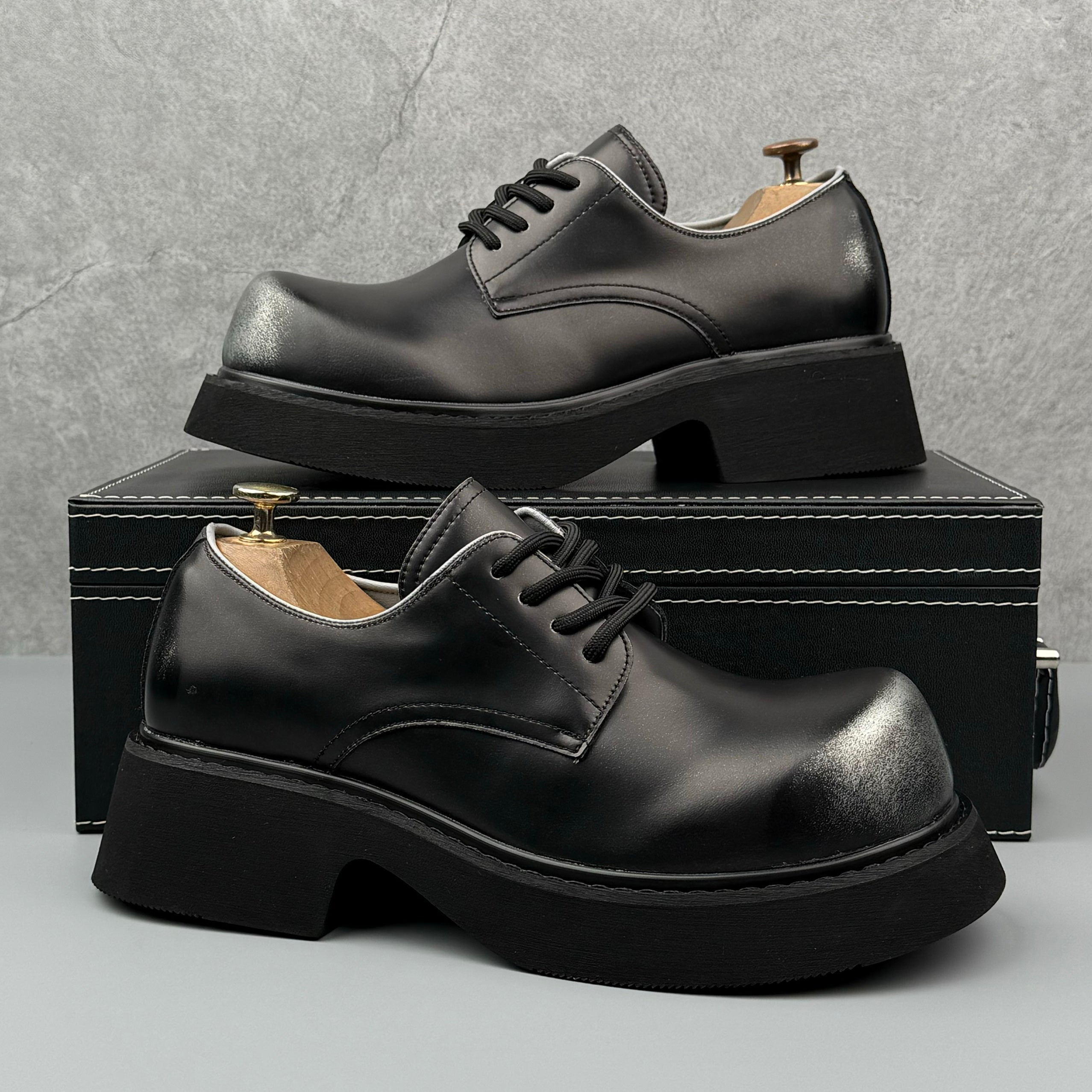 Hybriss LeisureCraft Silver– Goodyear Casual Leather Shoes